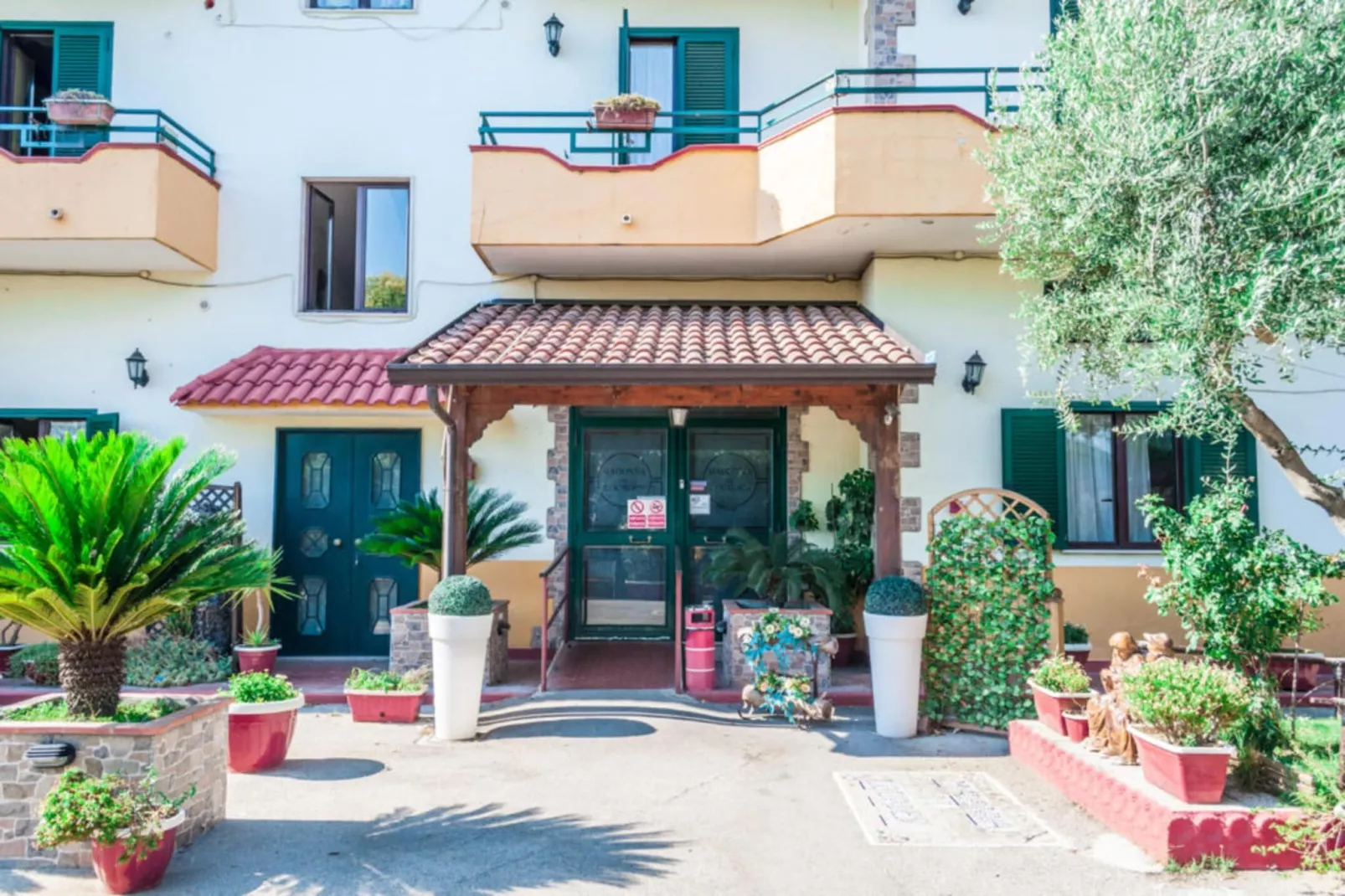 Agri-tourism Poggio al Sole Vinci Type Margherita-Margherita-Gebieden zomer 5km