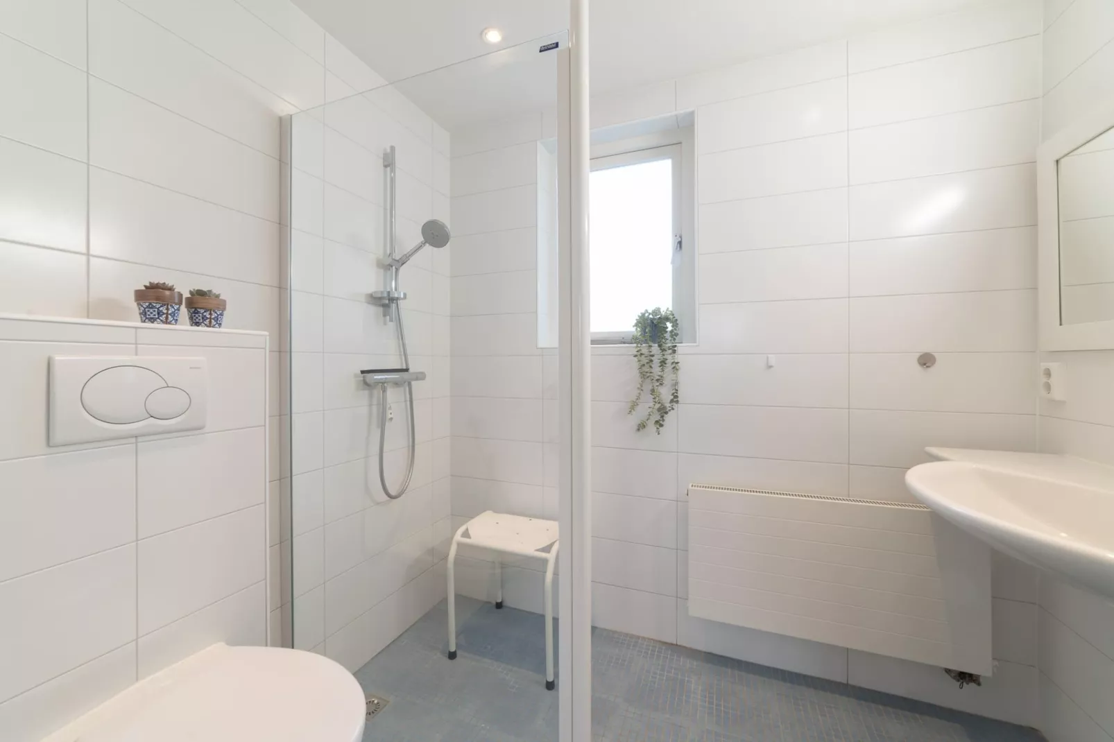 Villapark De Oesterbaai 63-Badkamer