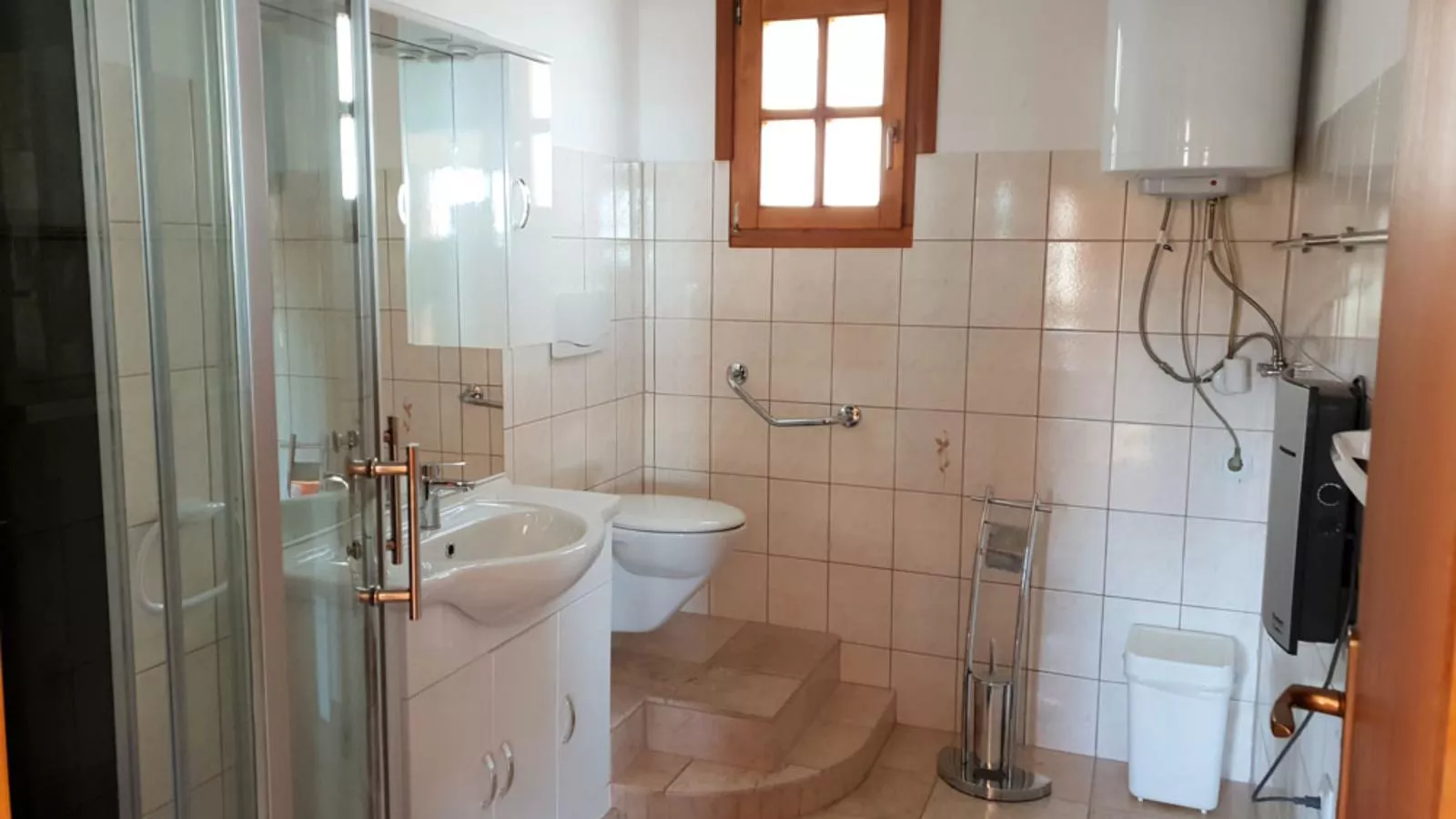 Karawankenpanorama L-Badkamer