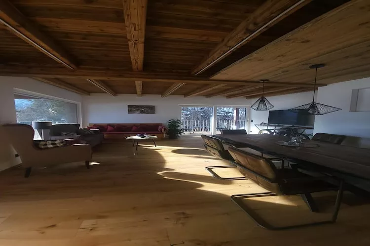Appartement Tauernfenster-Eetkamer
