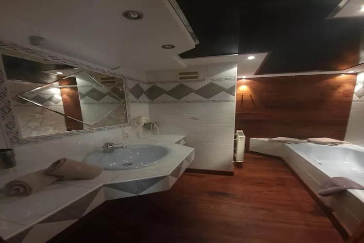 Appartement Tauernfenster-Badkamer