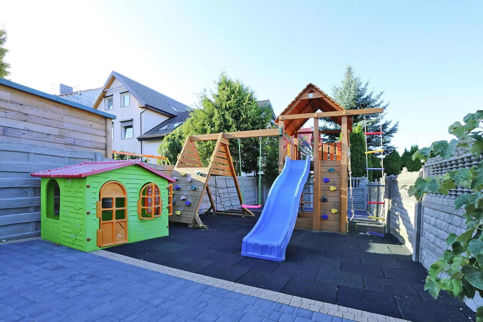 Apartament nr 2 50 qm parter Ustronie Morskie-Parkfaciliteiten