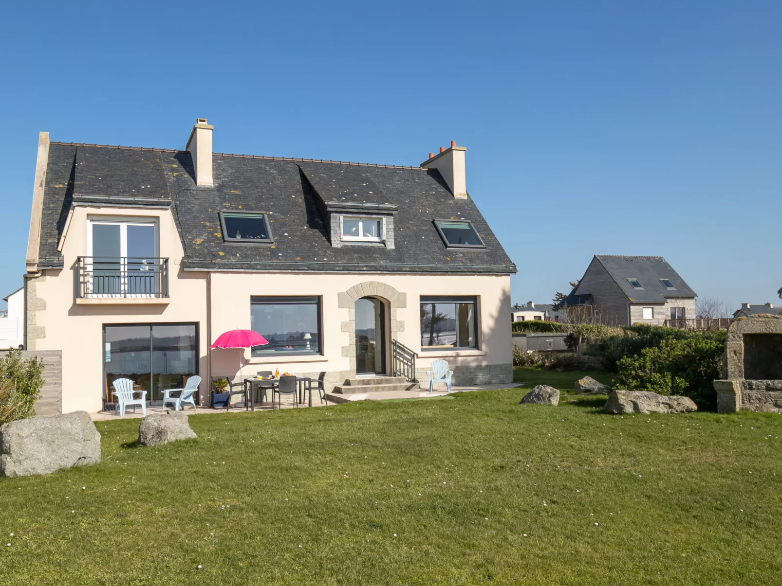 Le Fanal-Buiten
