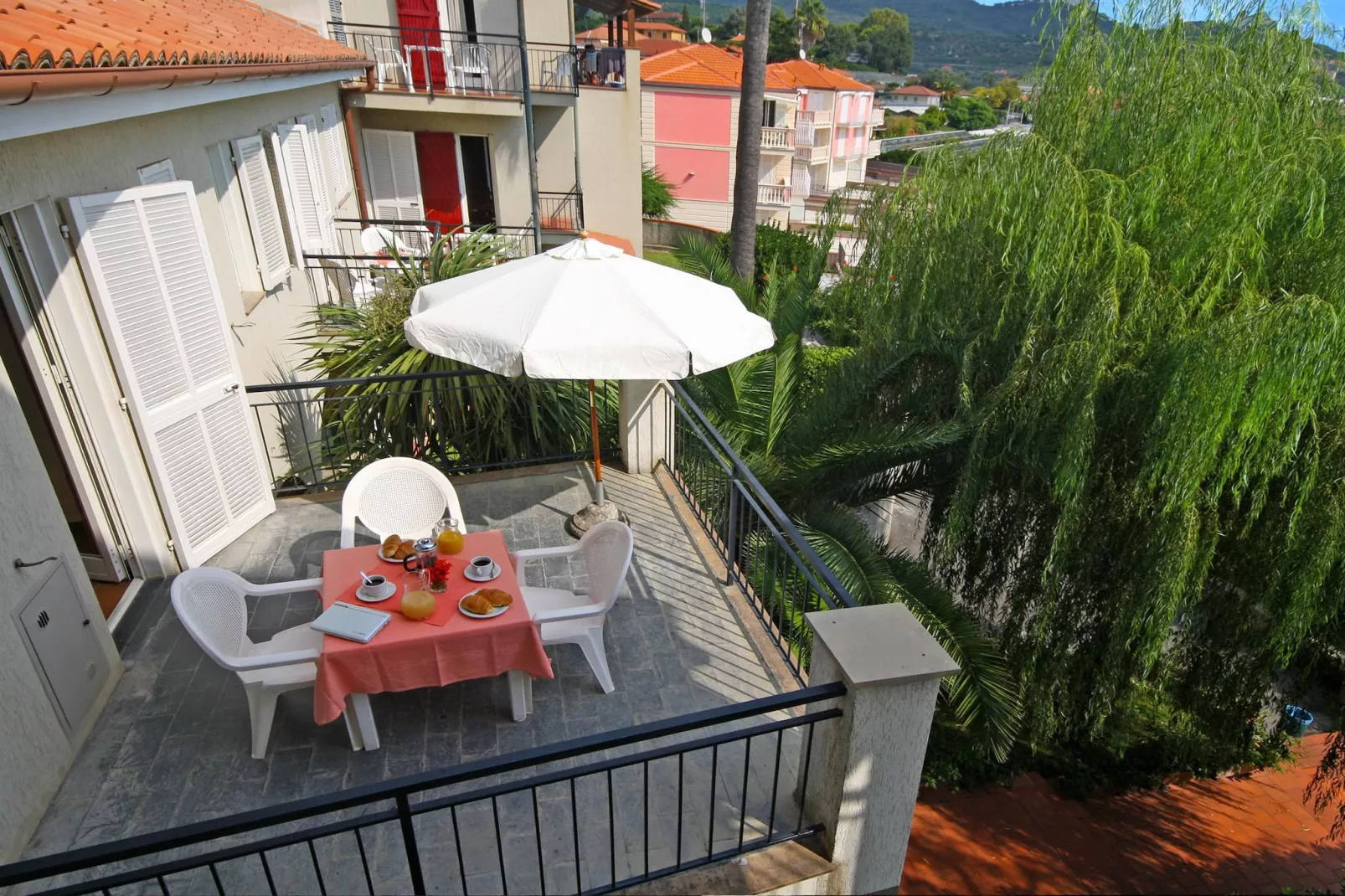 RESIDENCE LA MERIDIANA A TWO-ROOM APT 4 PAX BK/TERRACE/GARDEN - B401-Terrasbalkon