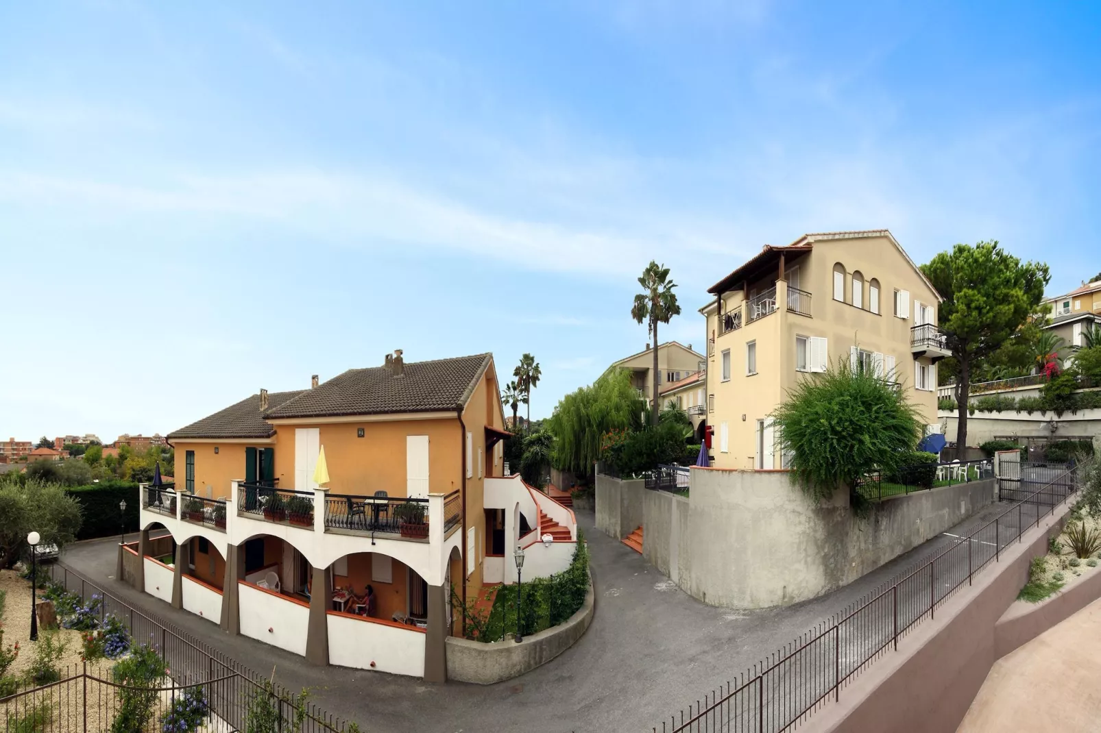 RESIDENCE LA MERIDIANA A TWO-ROOM APT 4 PAX BK/TERRACE/GARDEN - B401-Gebieden zomer 1km