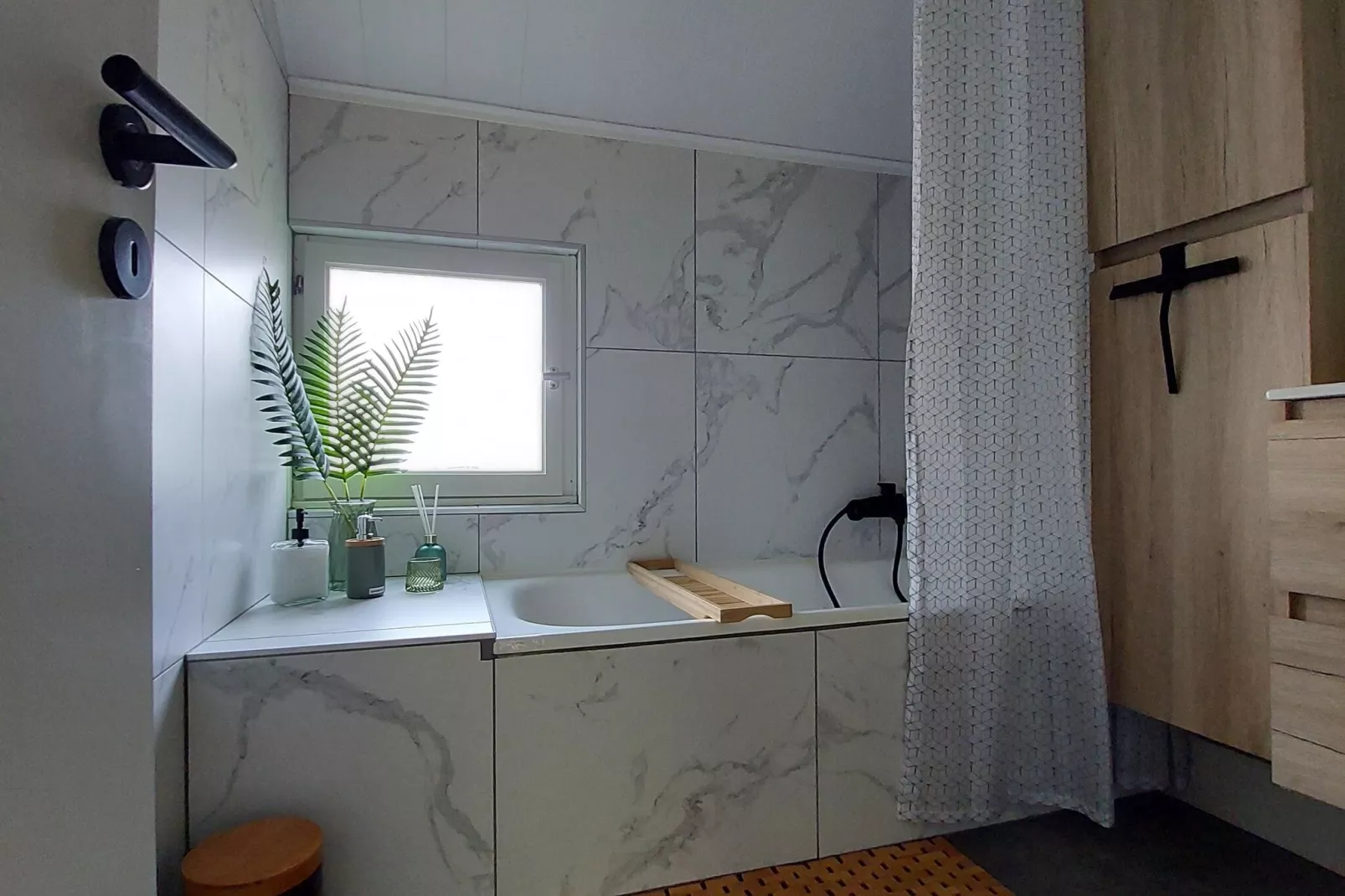Gezellige vakantiewoning in Hastière met een tuin-Badkamer
