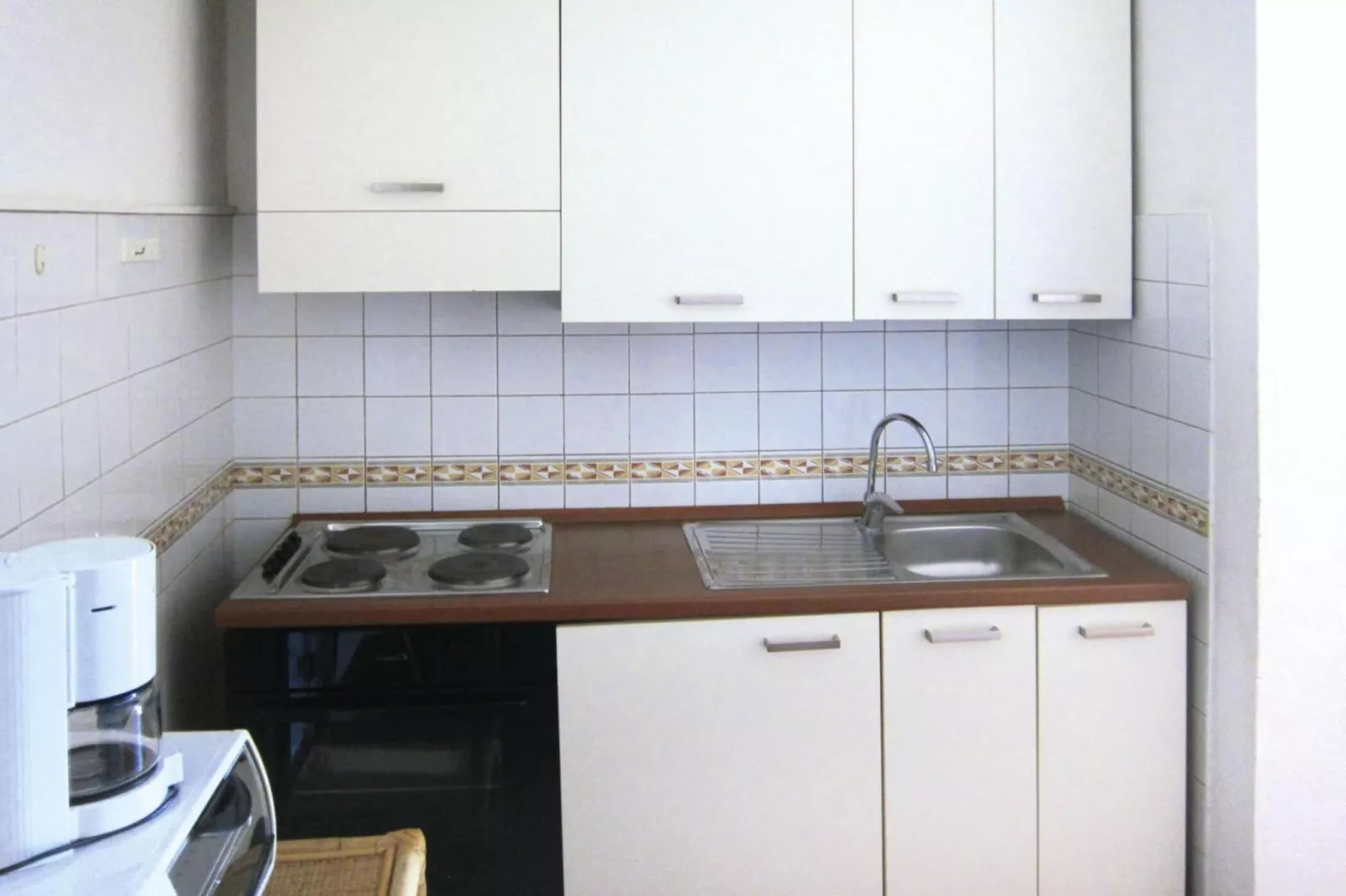 Ferienanlage Azienda Canova Seconda Marina di Grosseto EG  oder EG u OG Nebengebäude Gartenanteil-Keuken