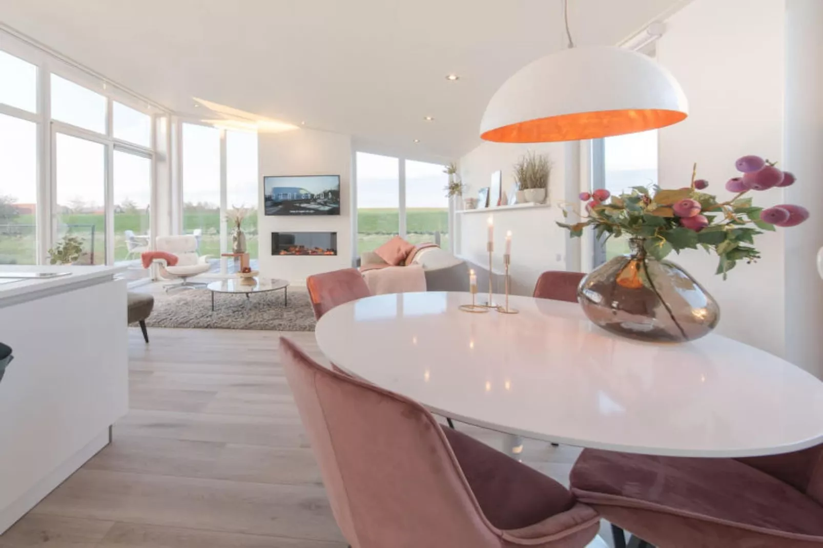 Water Resort Oosterschelde 73-Eetkamer
