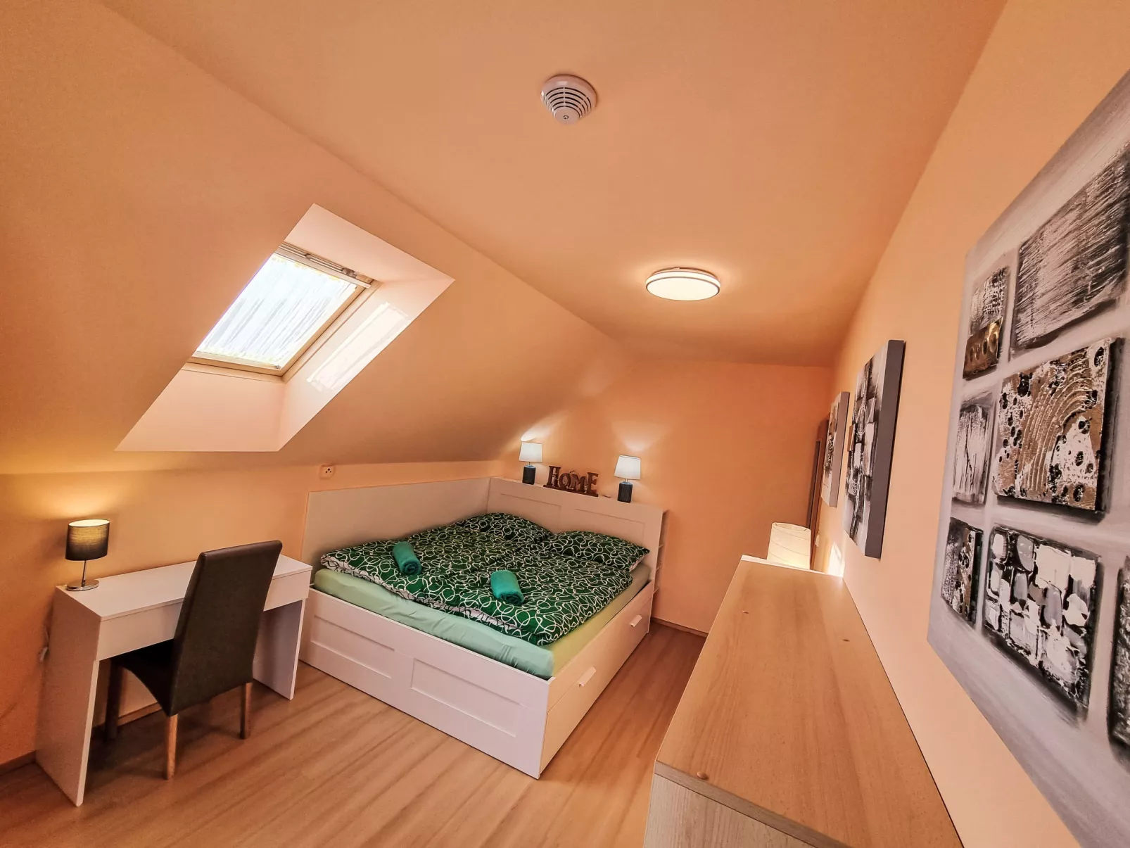 Garden & Terrace Villa-Binnen