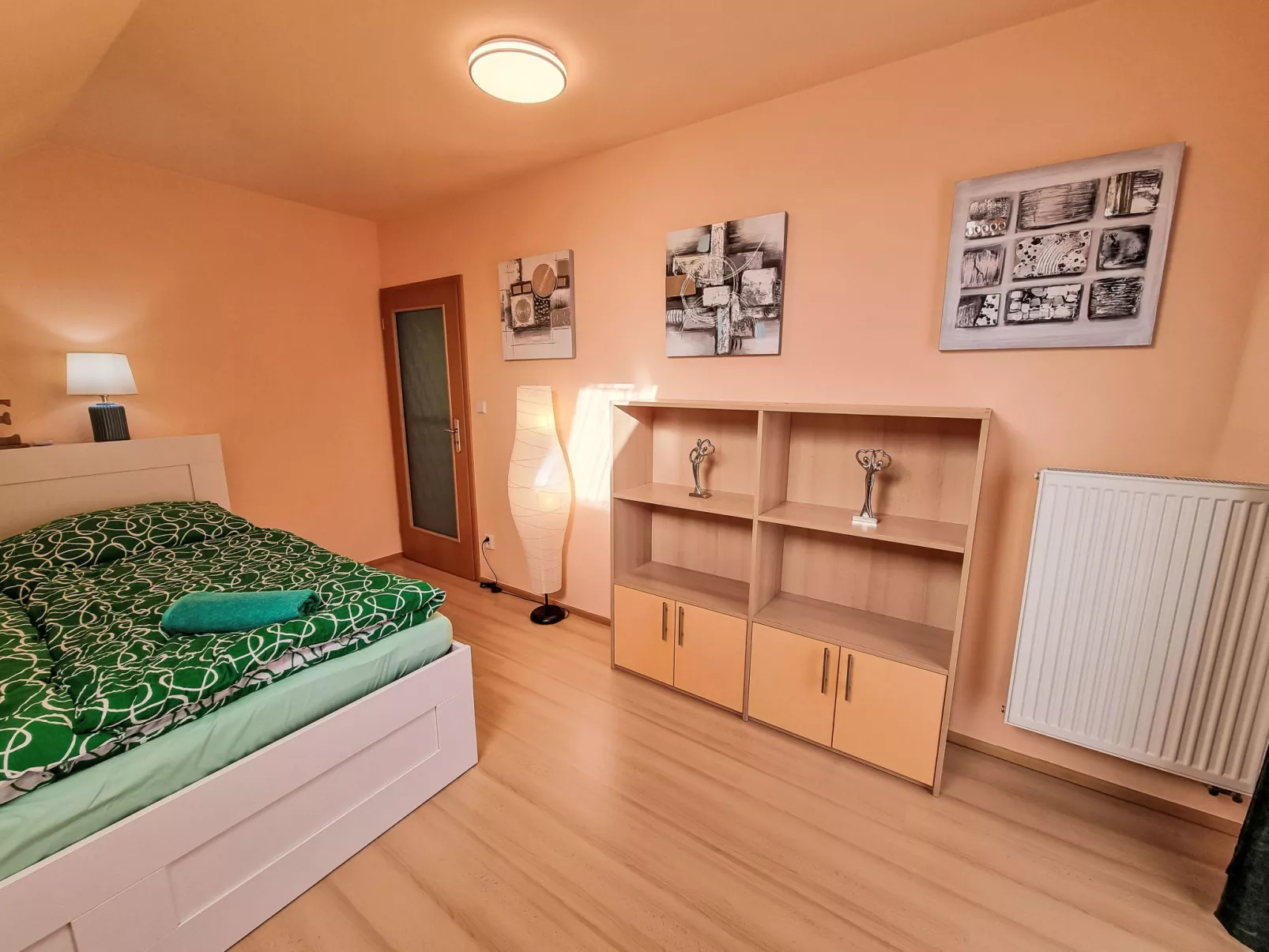Garden & Terrace Villa-Binnen
