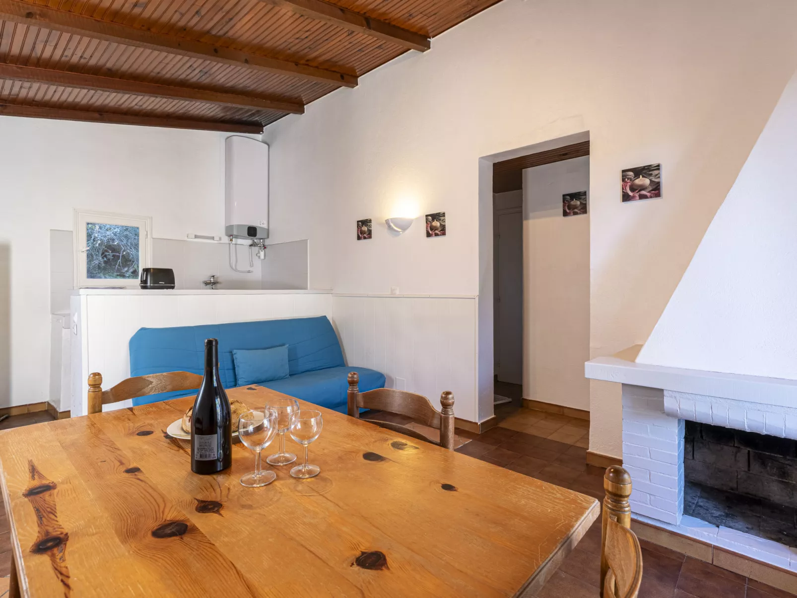 Casa Cala Rossa-Binnen