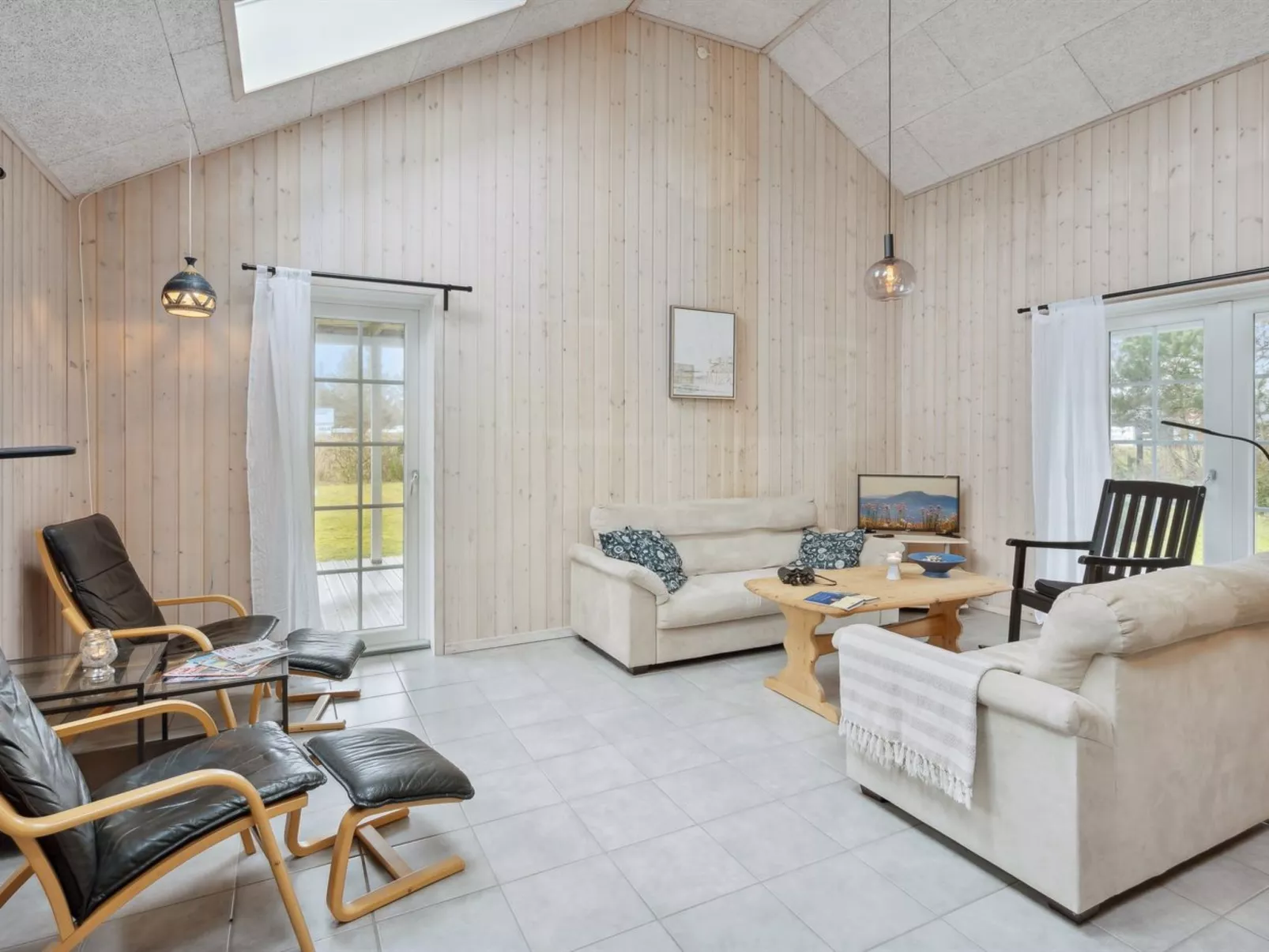 "Thorth" - 1.3km from the sea-Binnen