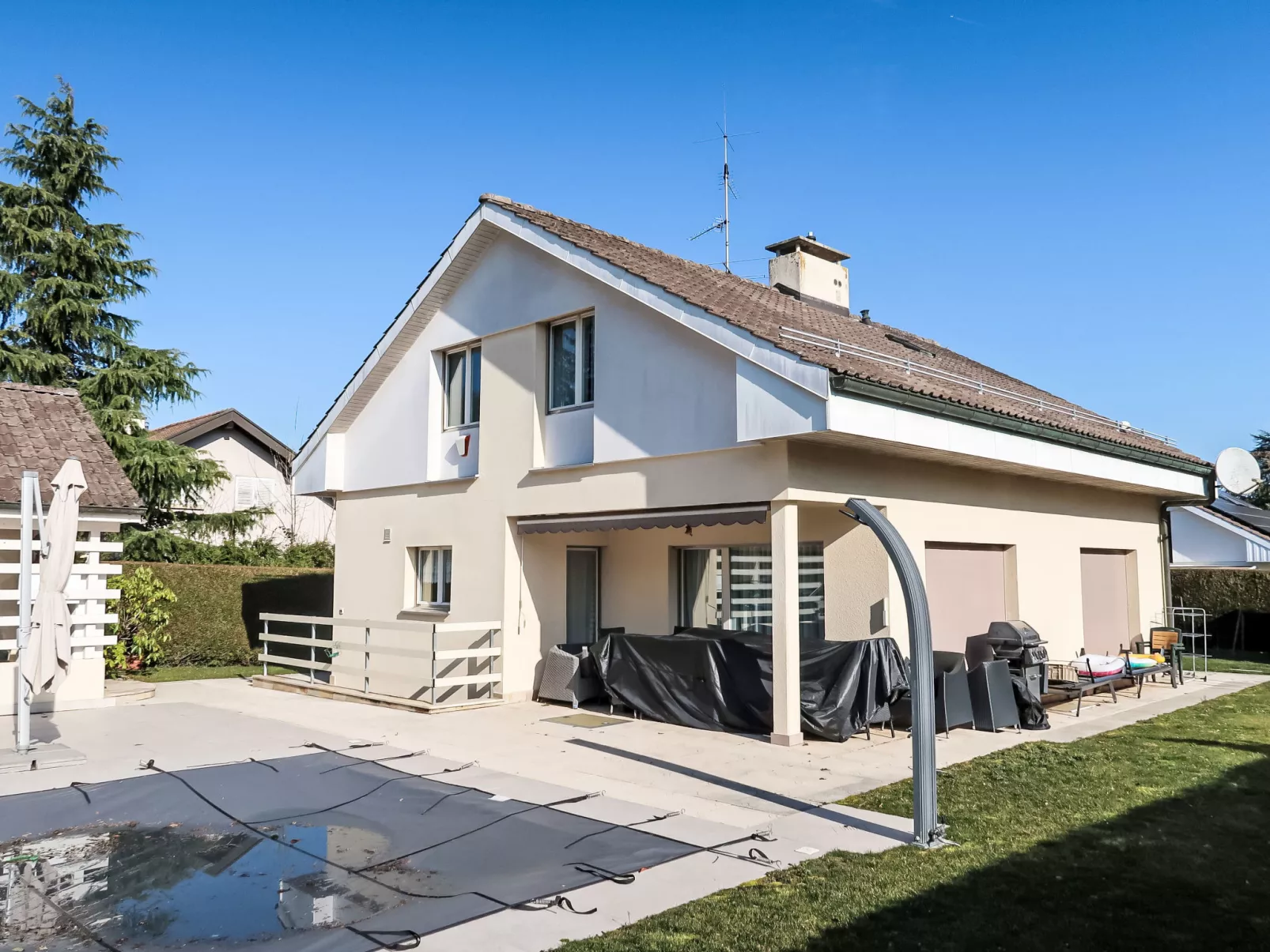 Hauts-de-Genthod-Buiten