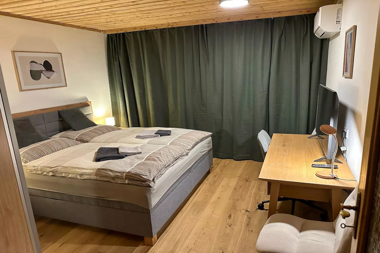 Apartment 2 - ILAN  6 P-Slaapkamer
