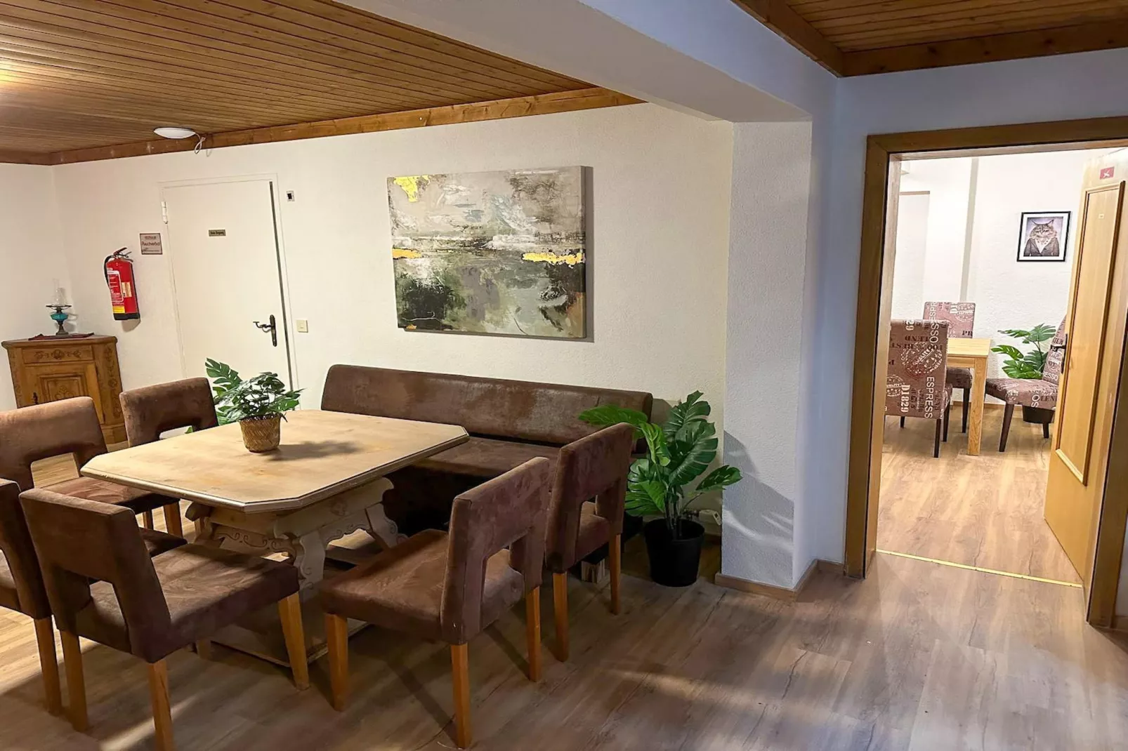 Doppelzimmer 5 - LOU in Saalfelden-Pinzgau-Eetkamer