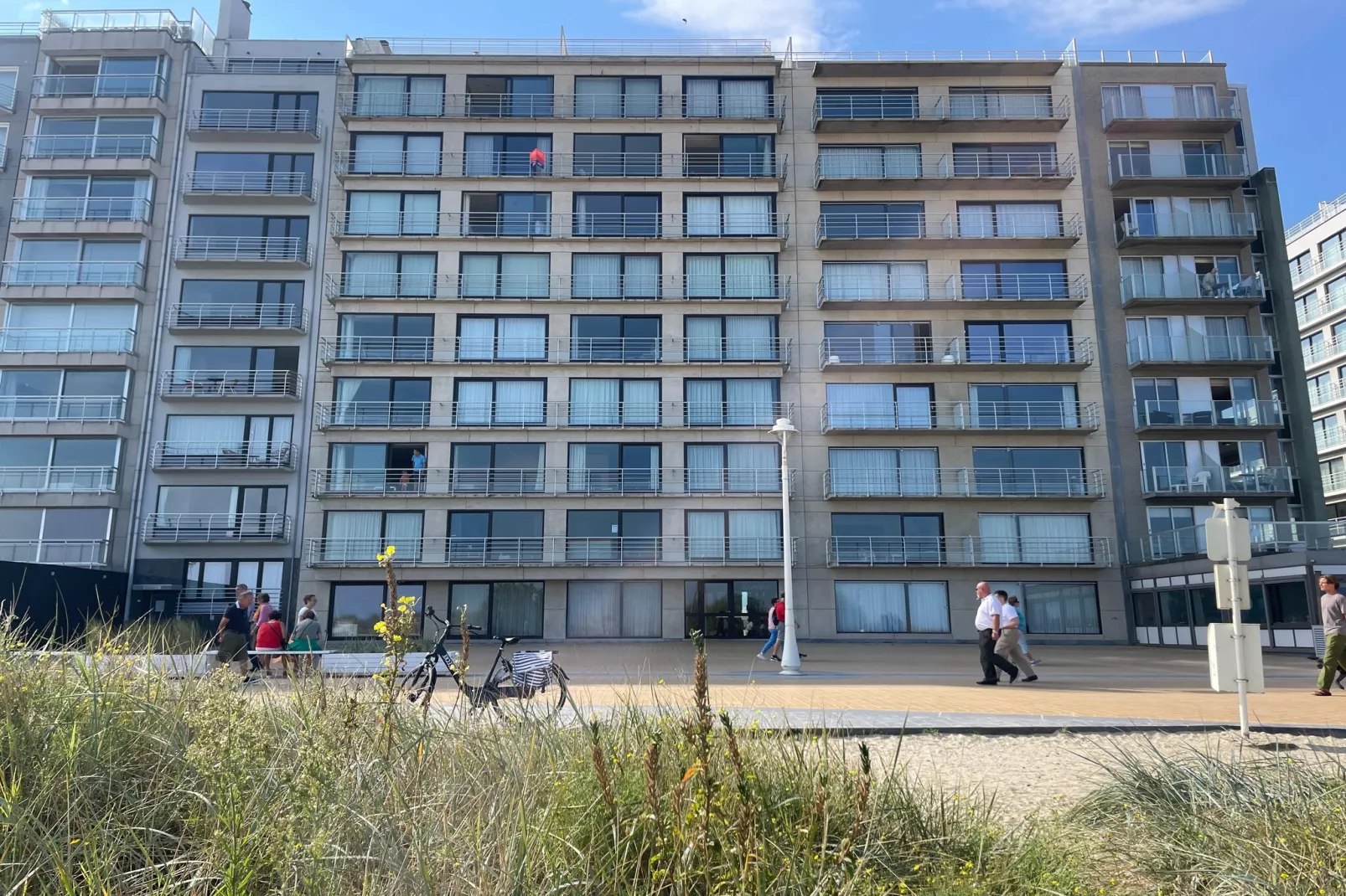 SIRENUSE I EN II I/0404 Rechtse lift-Buitenkant zomer