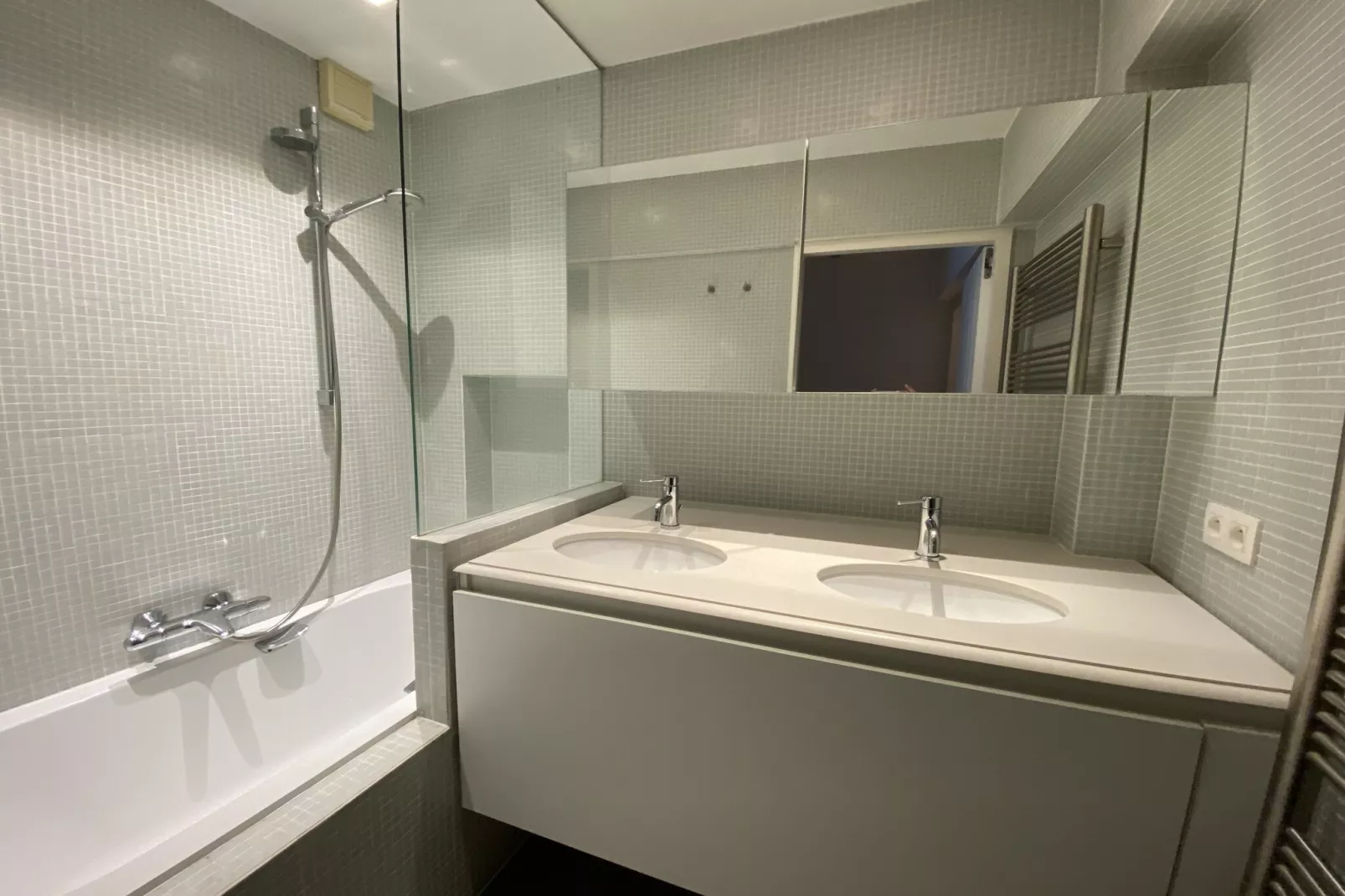 SUN BEACH I-Badkamer
