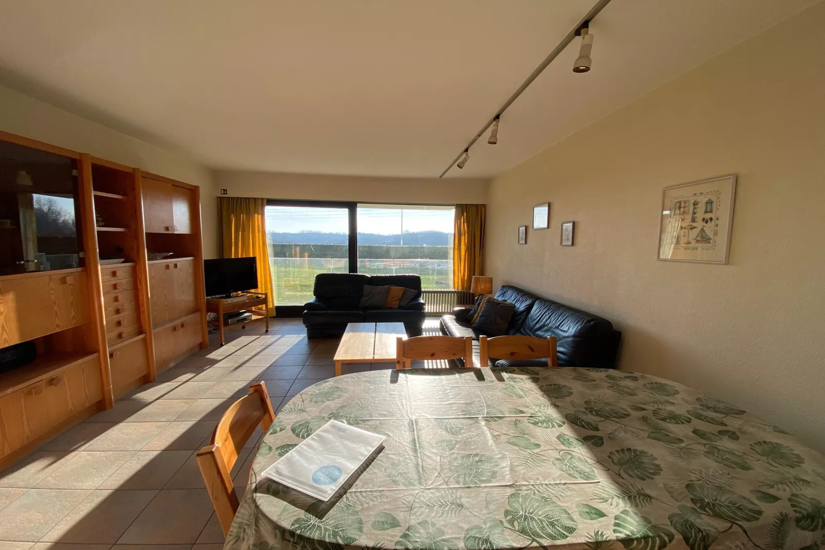 NEREIDEN A 176/0001-Eetkamer