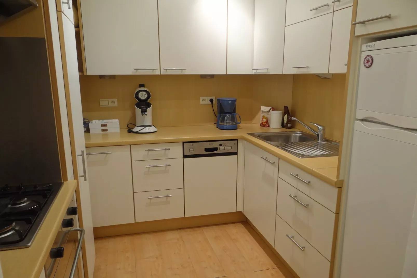 ECLAIRCIE 1 / 0001-Keuken