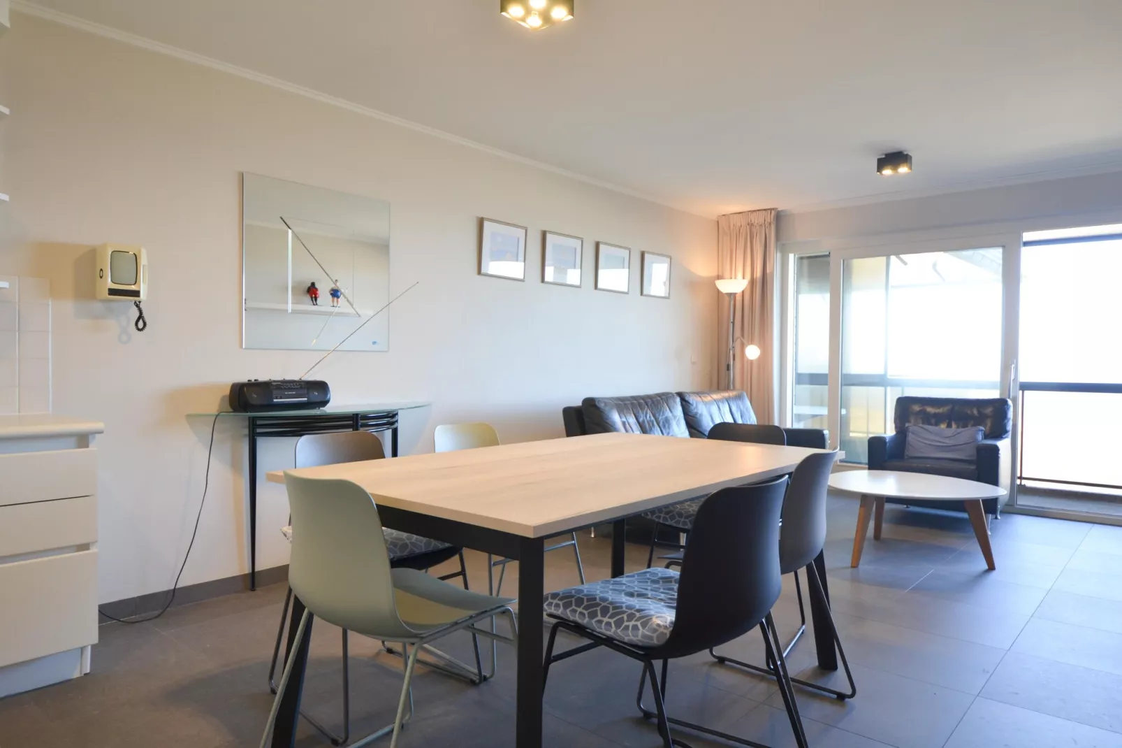 PLAZA G/2634-Eetkamer
