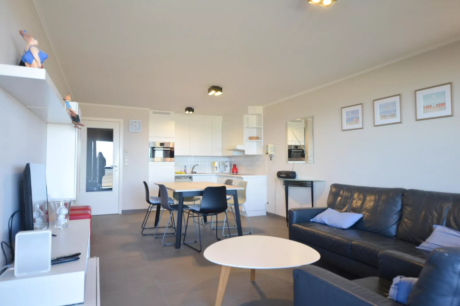 PLAZA G/2634-Woonkamer