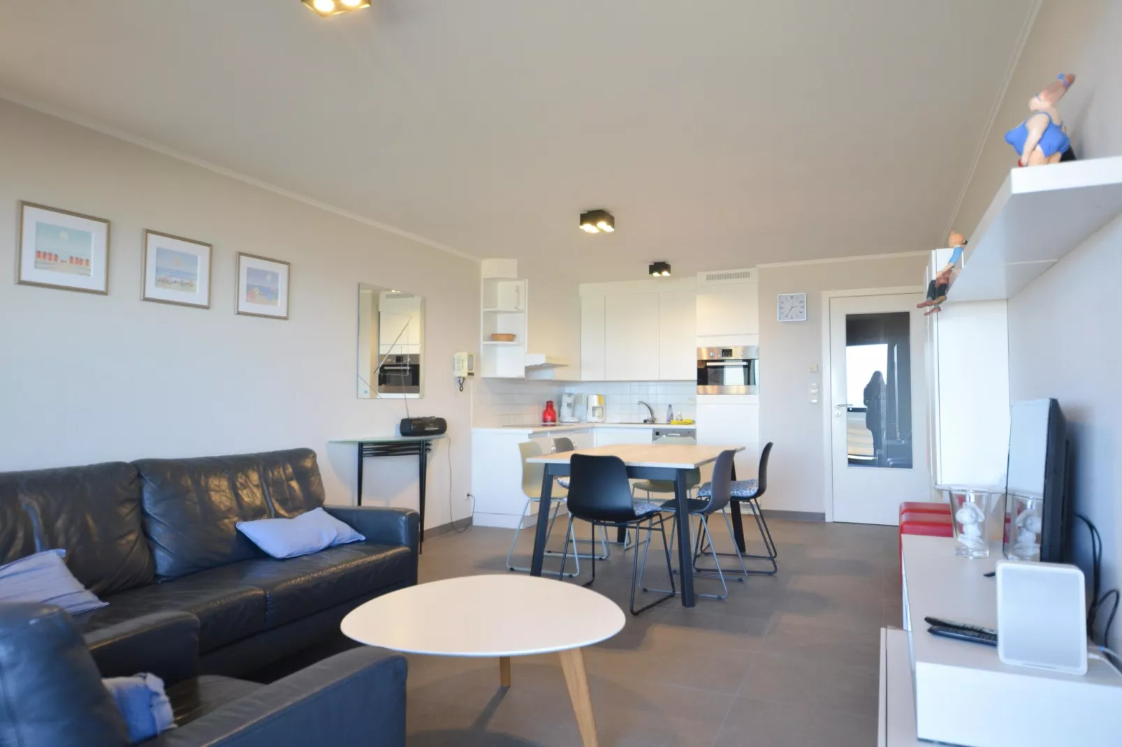PLAZA G/2634-Woonkamer