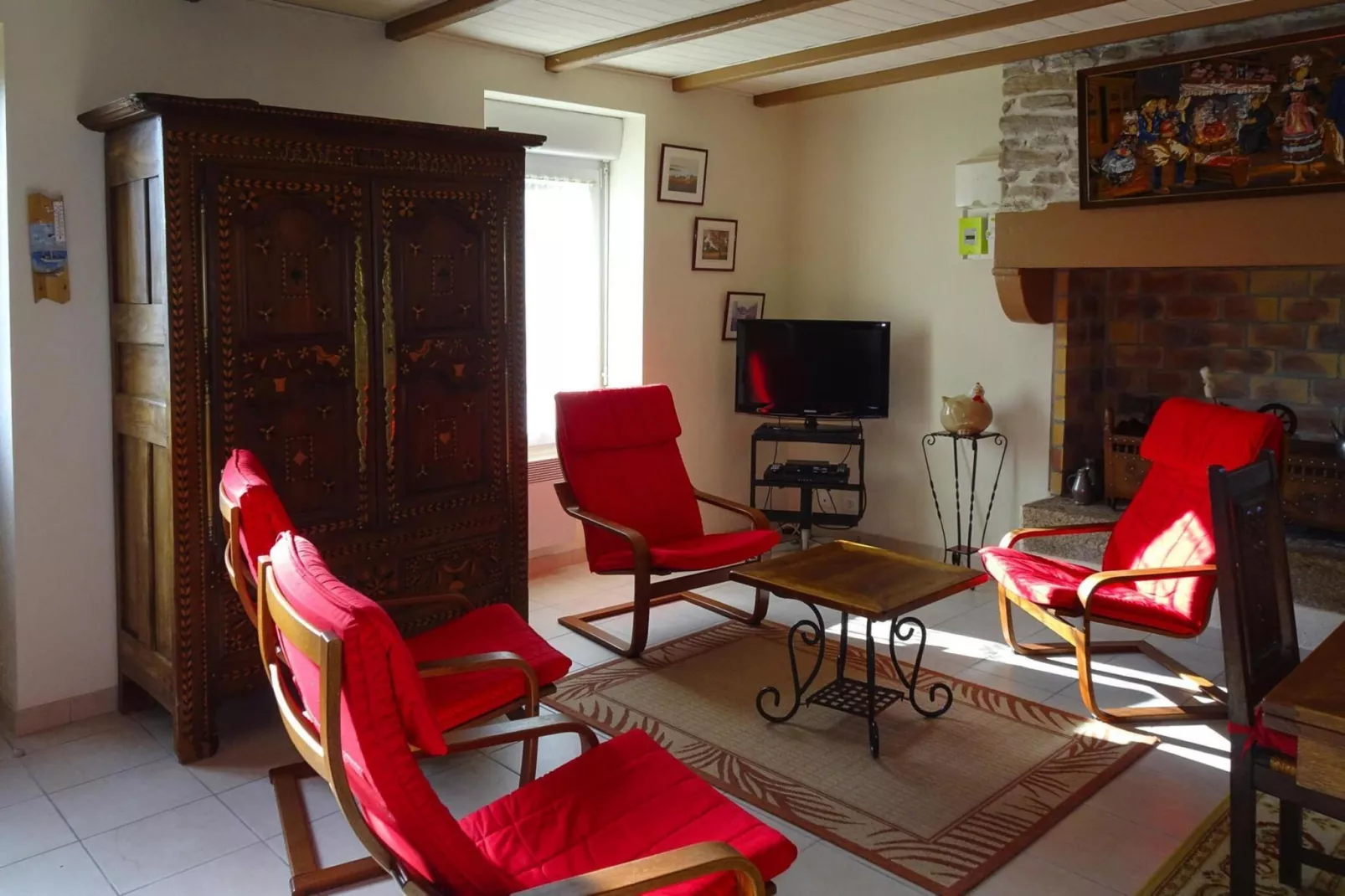 Holiday home La Forêt-Fouesnant-Woonkamer