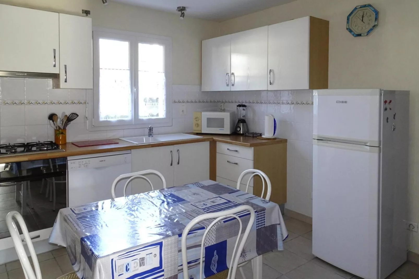 Holiday home La Forêt-Fouesnant-Keuken