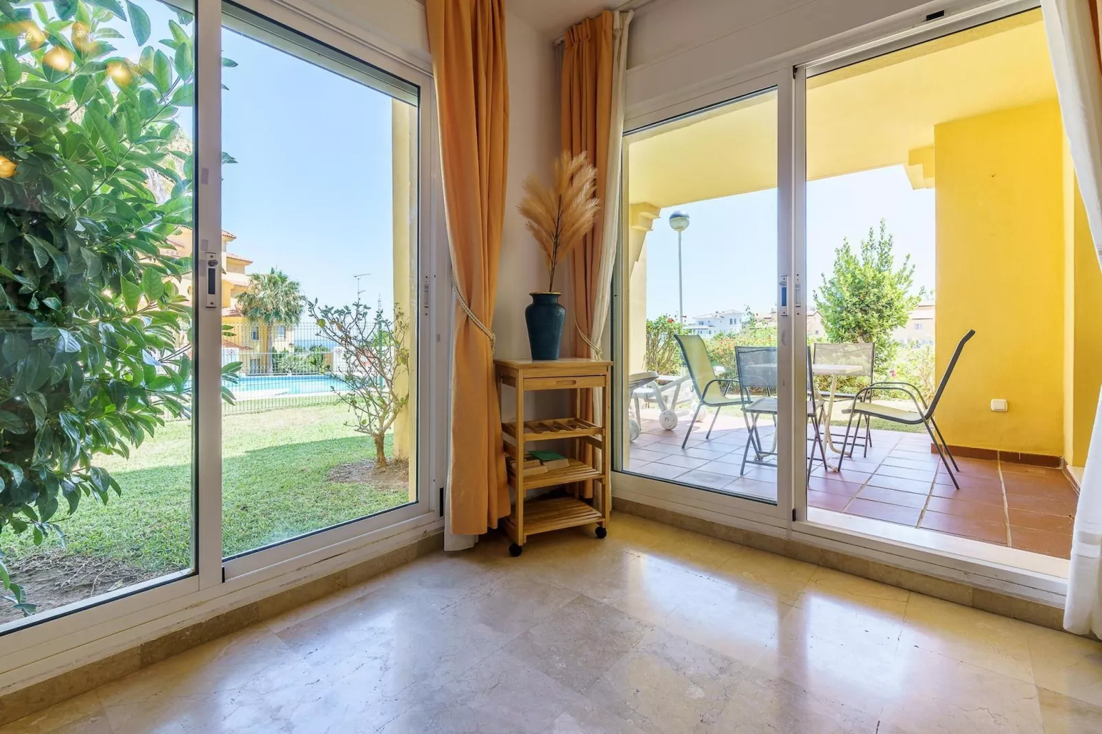 CT 184 - Atalaya del Sol-Woonkamer