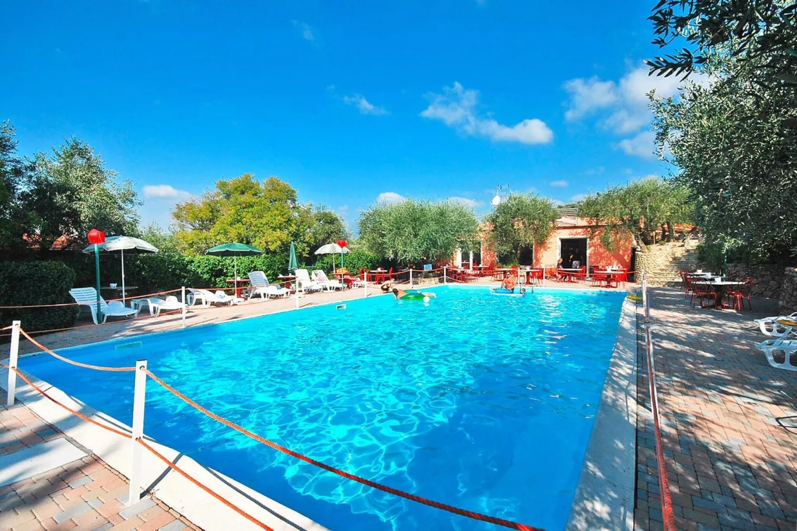 Apartments Borgo Verde, Imperia-B5 superior-Zwembad