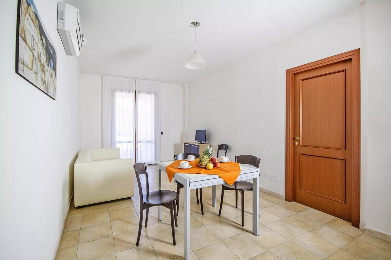 Res le Fontane Villasimius Bilo 4 Pers-Eetkamer