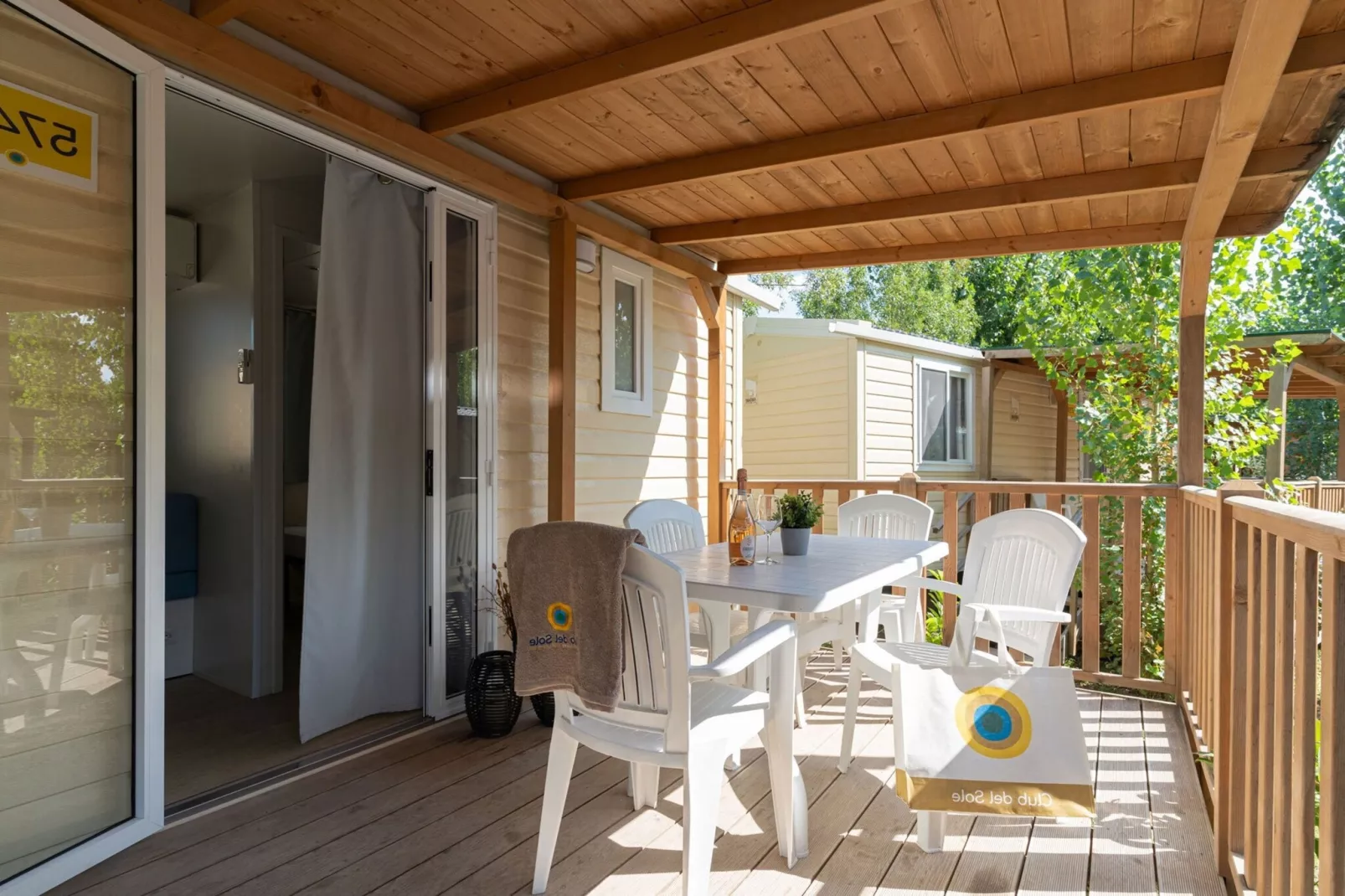 Rimini Family Village Viserba Rimini - Lodge 4 plus 1 pax-Terrasbalkon