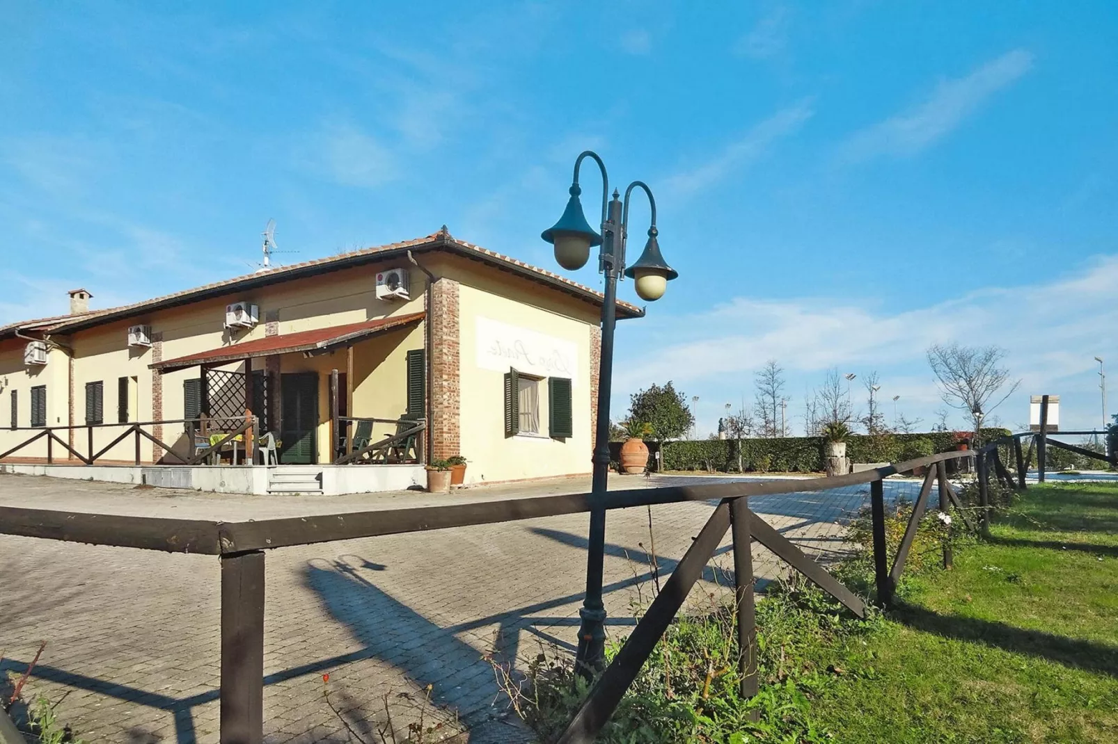 Agri-tourism Borgo Pinete, Pinete Fucecchio-Trilo, Typ 4, 1-6 Pax-Tuinen zomer