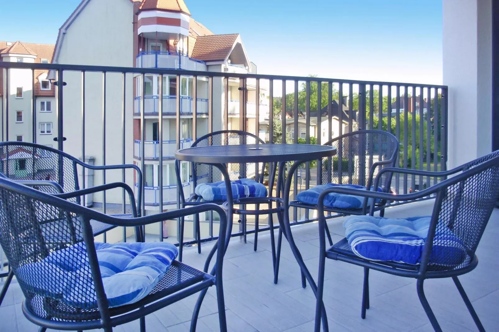 Modern apartment in Miedzyzdroje 100m from the sea 55 qm Typ A App-Terrasbalkon