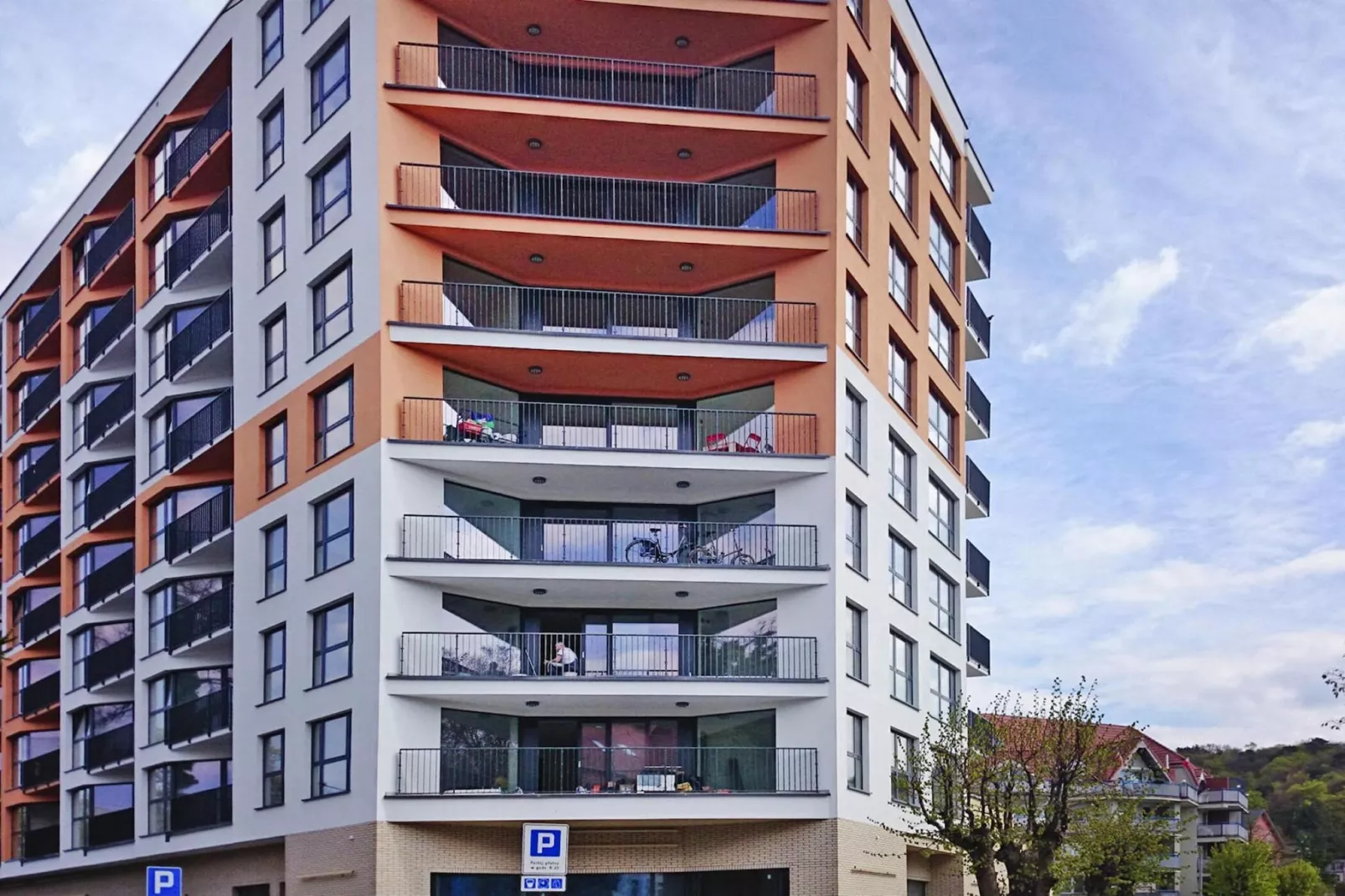 Modern apartment in Miedzyzdroje 100m from the sea 55 qm Typ A App-Buitenkant zomer
