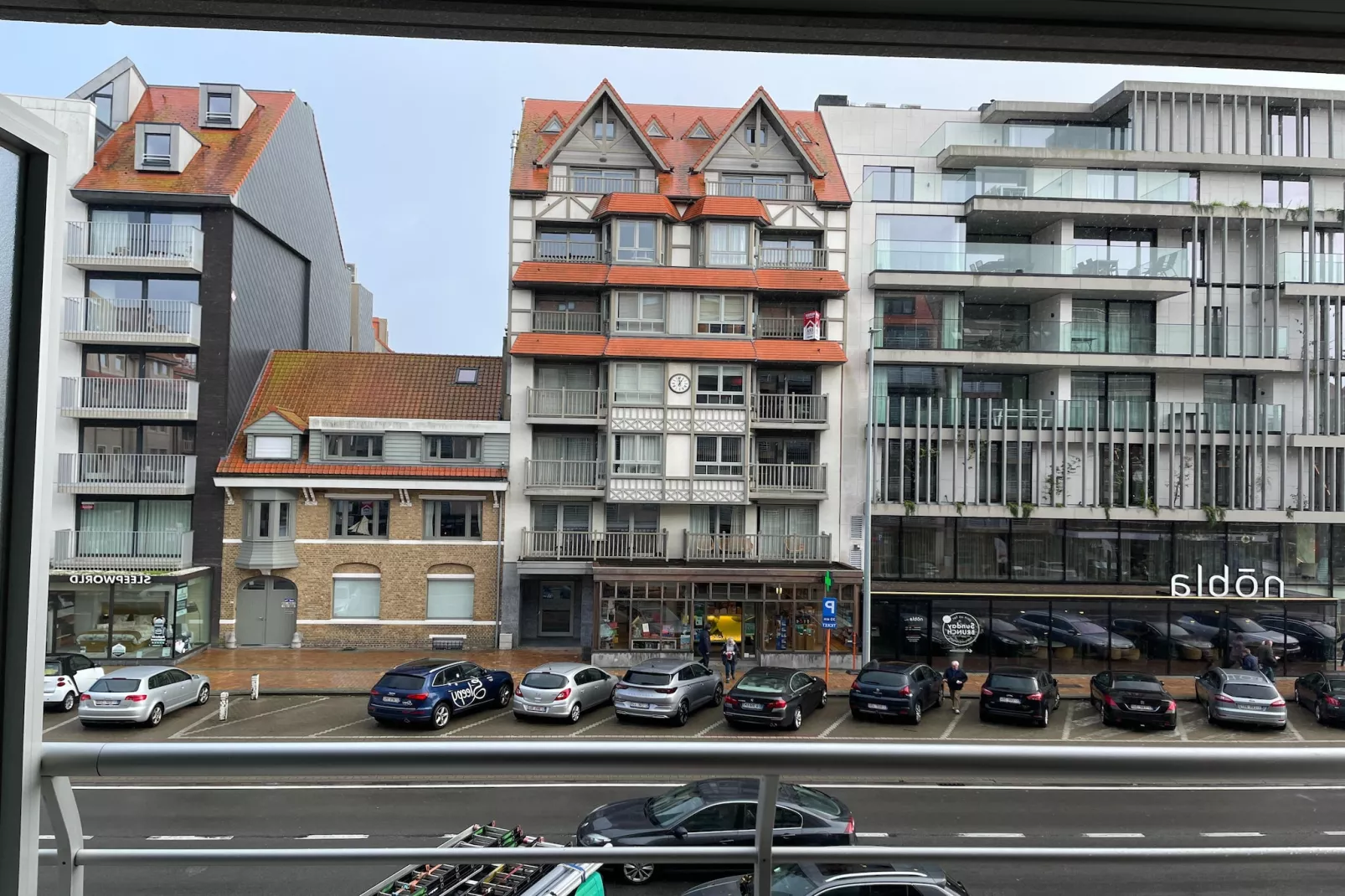 VUURTOREN90 90/0203GAR-Uitzicht zomer