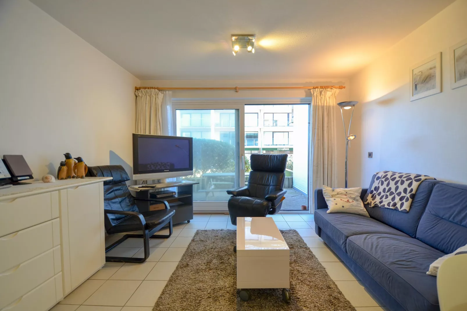 PLAZA G/1601-Woonkamer
