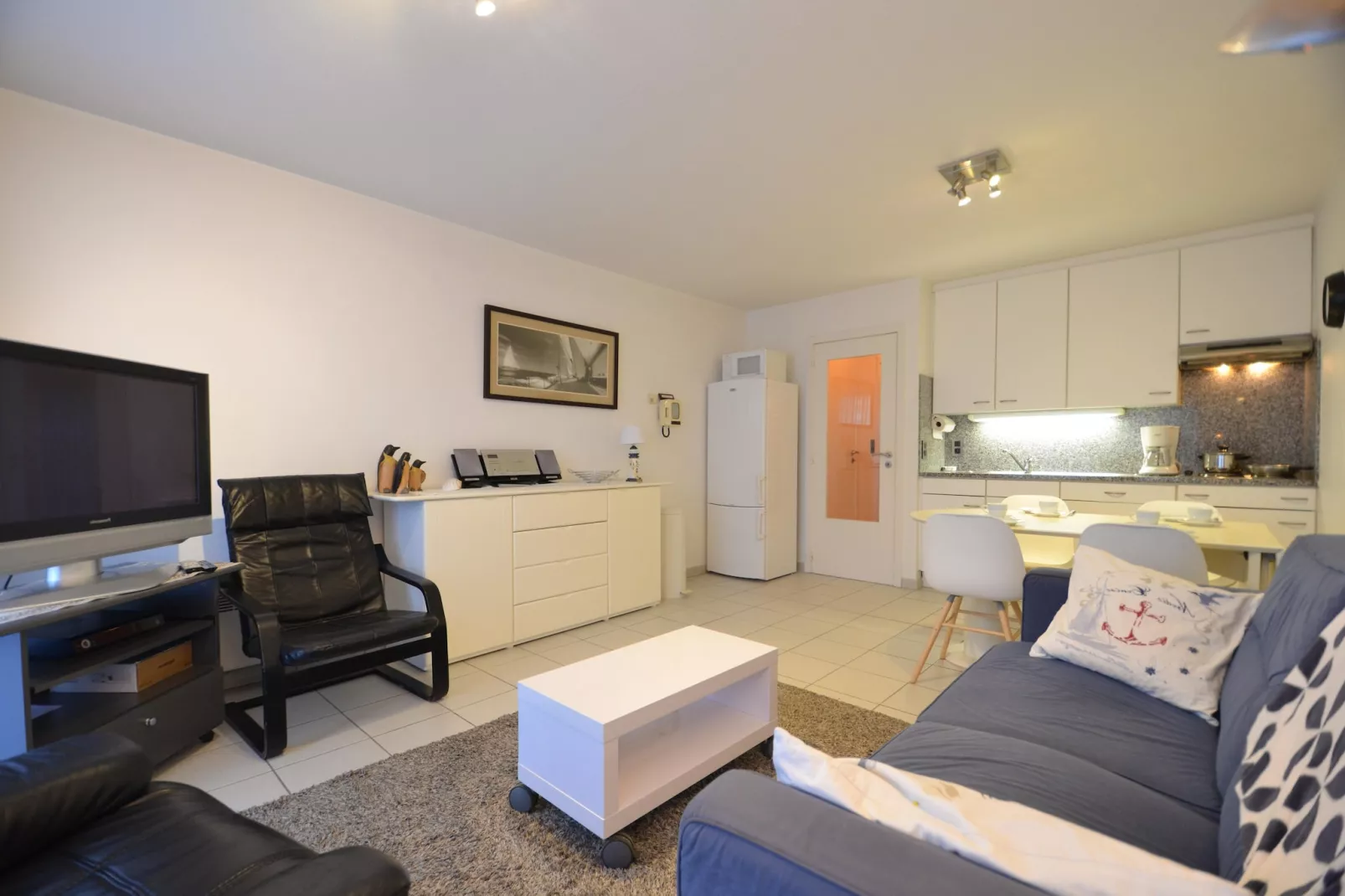 PLAZA G/1601-Woonkamer