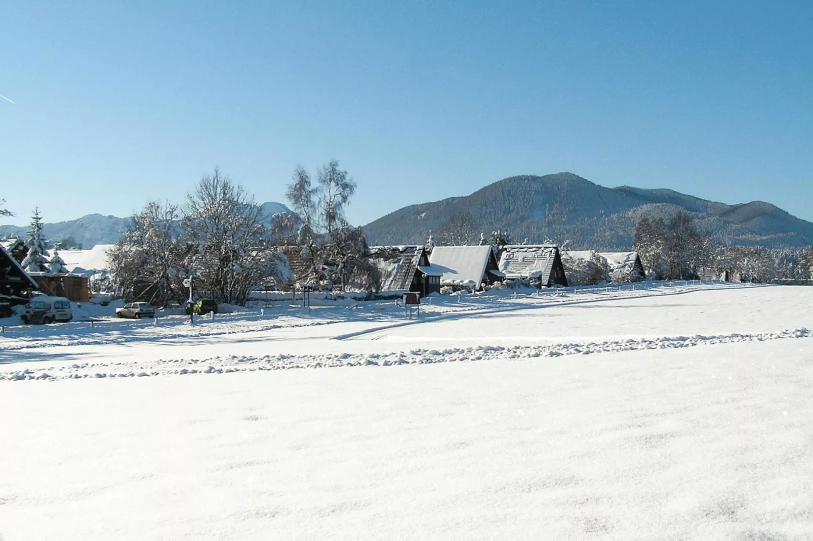 Holiday village Vorauf, Siegsdorf-Typ B, Ferienhaus Typ Oslo, 81 qm-Gebied winter 1km