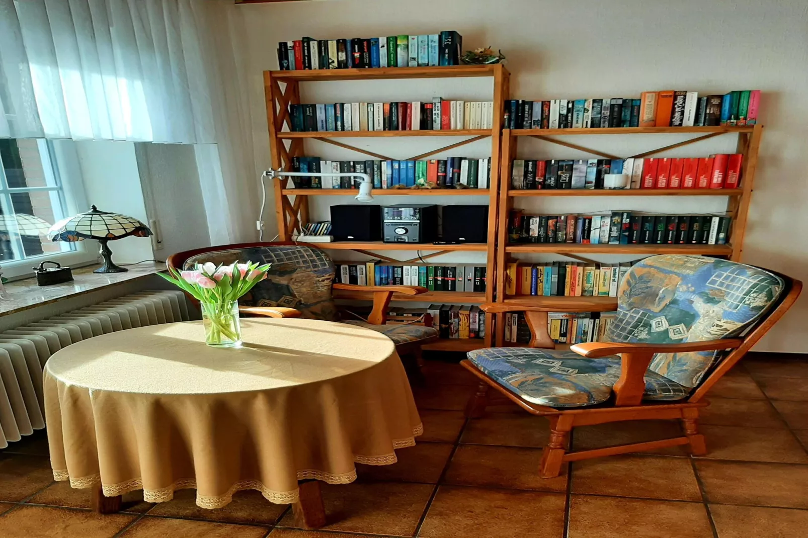 Reihenhaus Neßmersiel-Woonkamer
