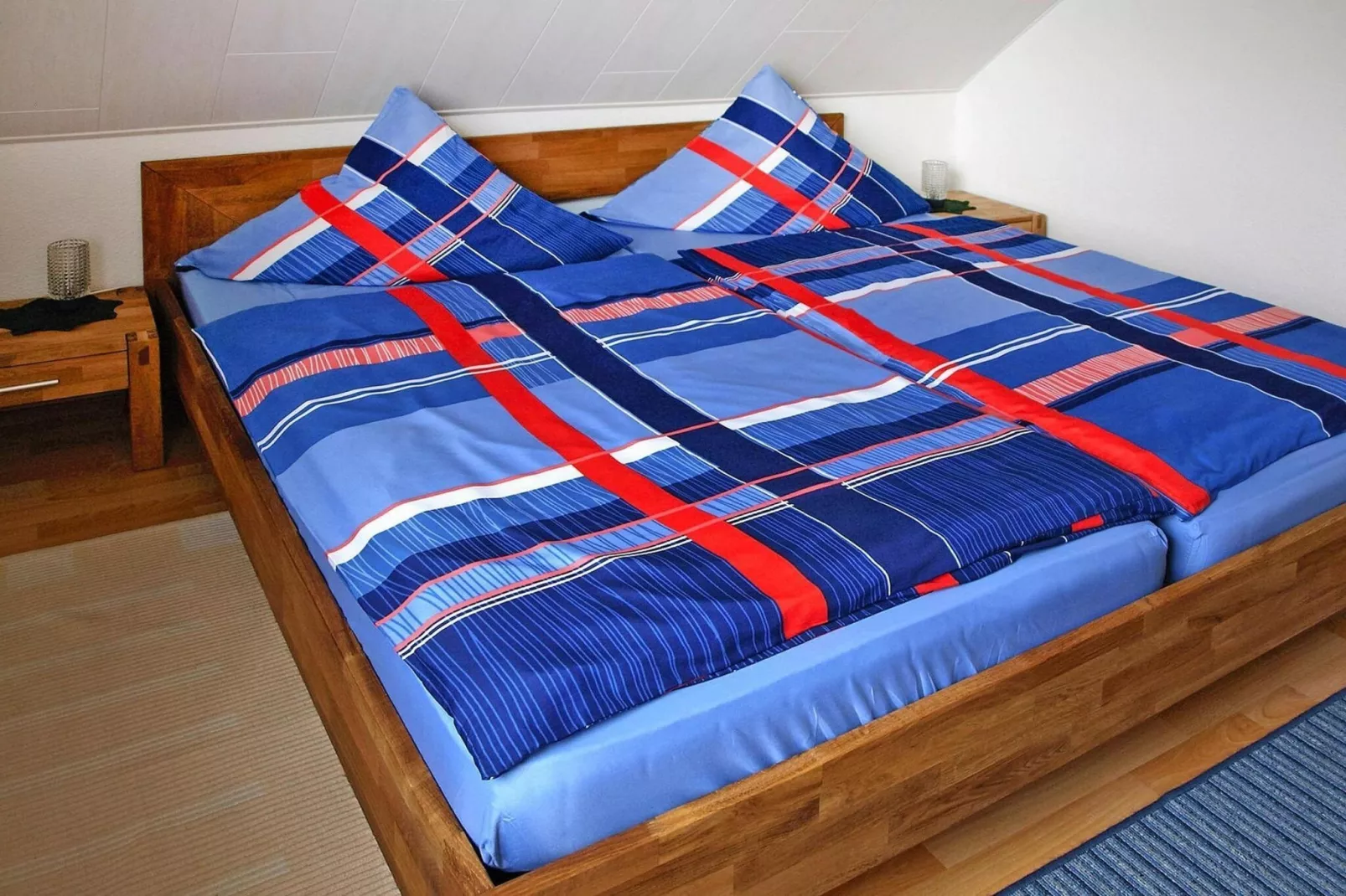 Reihenhaus Neßmersiel-Slaapkamer