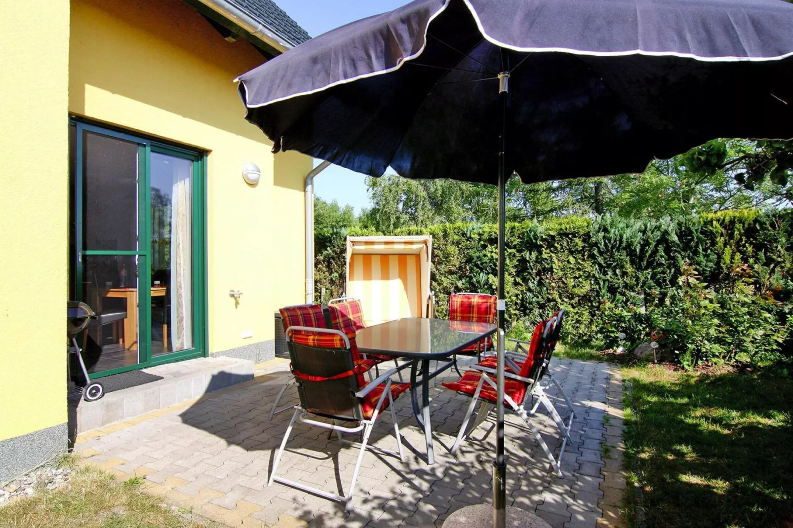 Doppelhaushälfte in Neuendorf-Buitenkant zomer