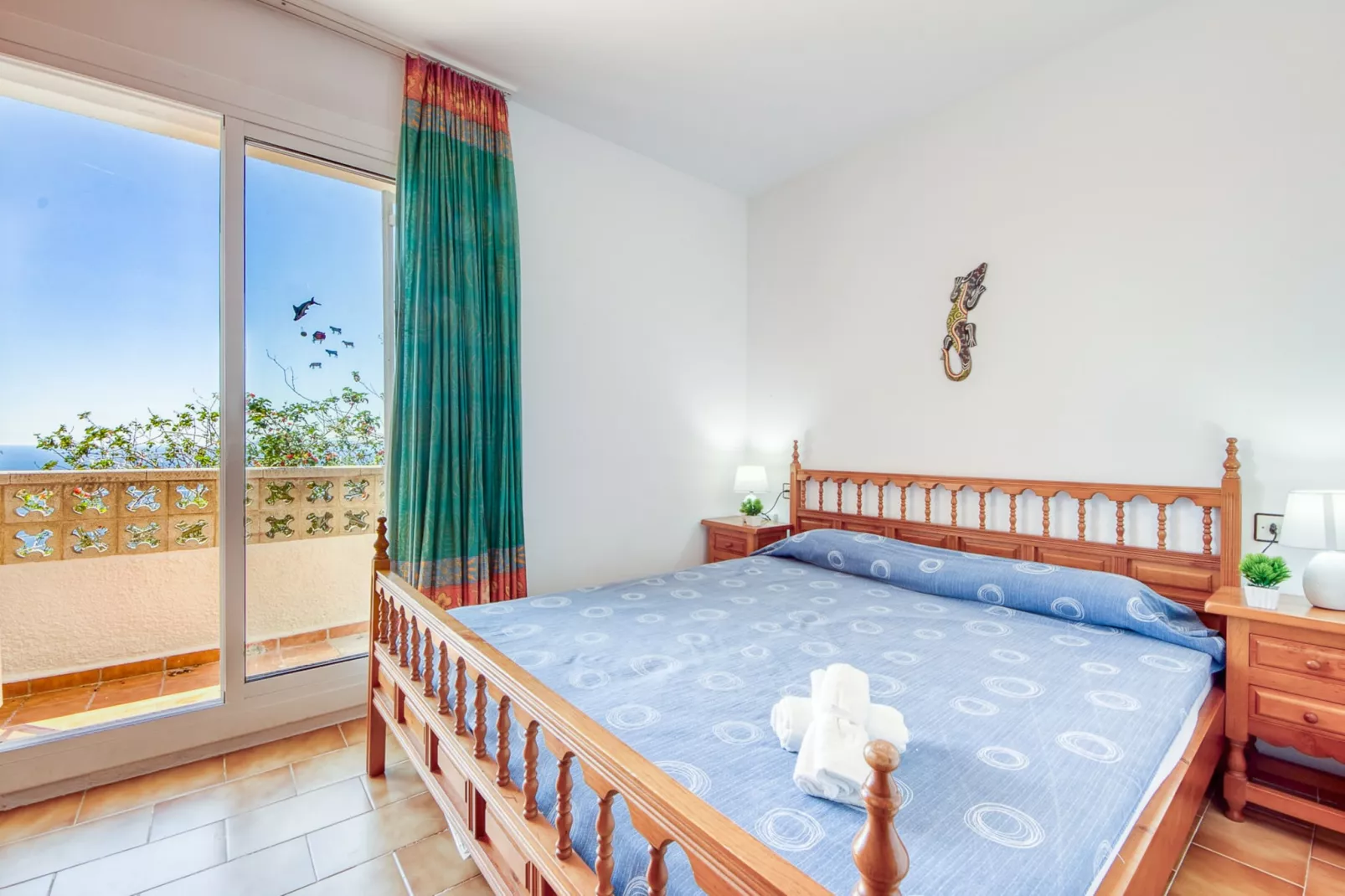 IBIZA BRAMER 11  Canyelles Roses-Slaapkamer