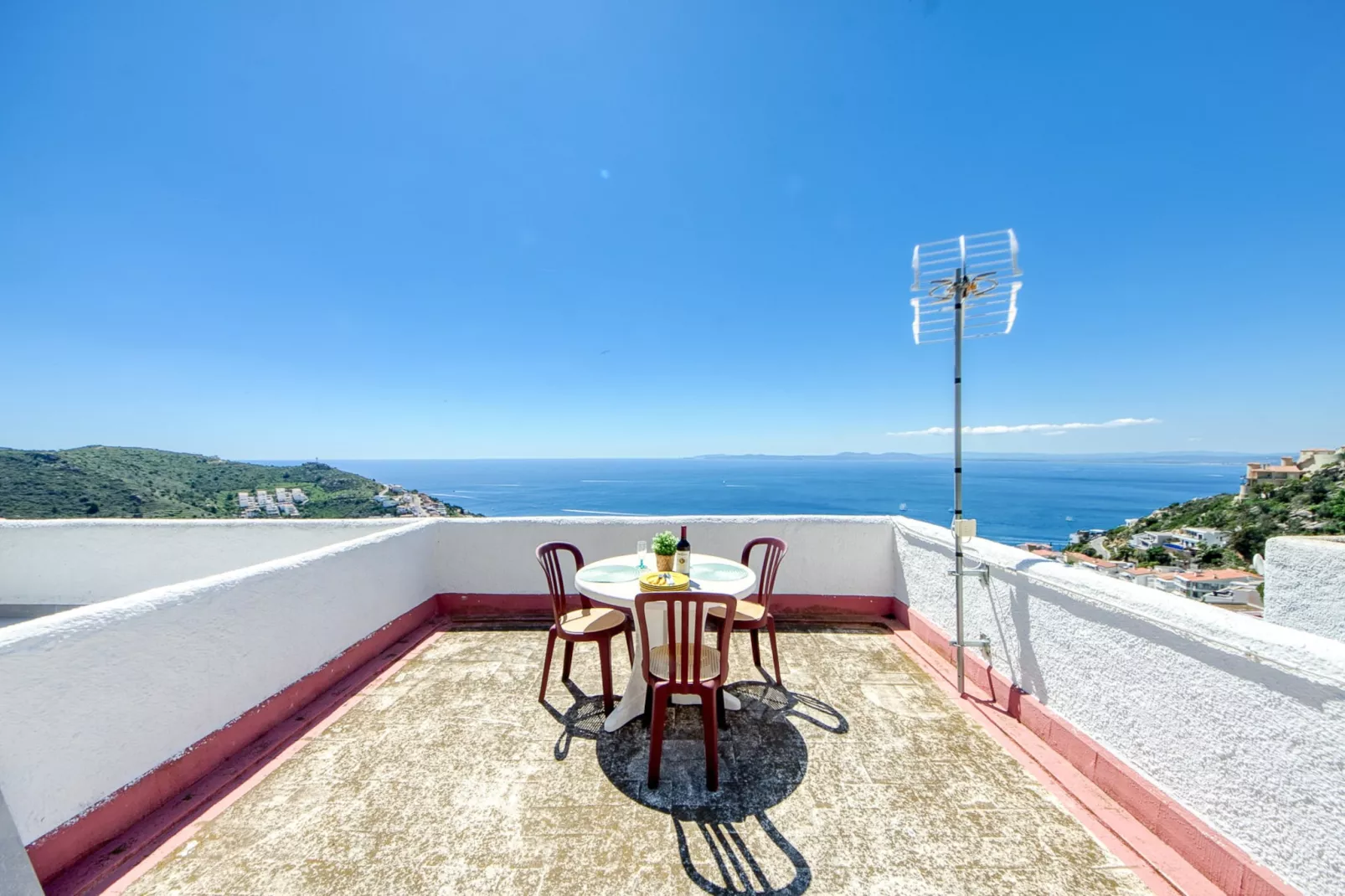 IBIZA BRAMER 11  Canyelles Roses-Terrasbalkon