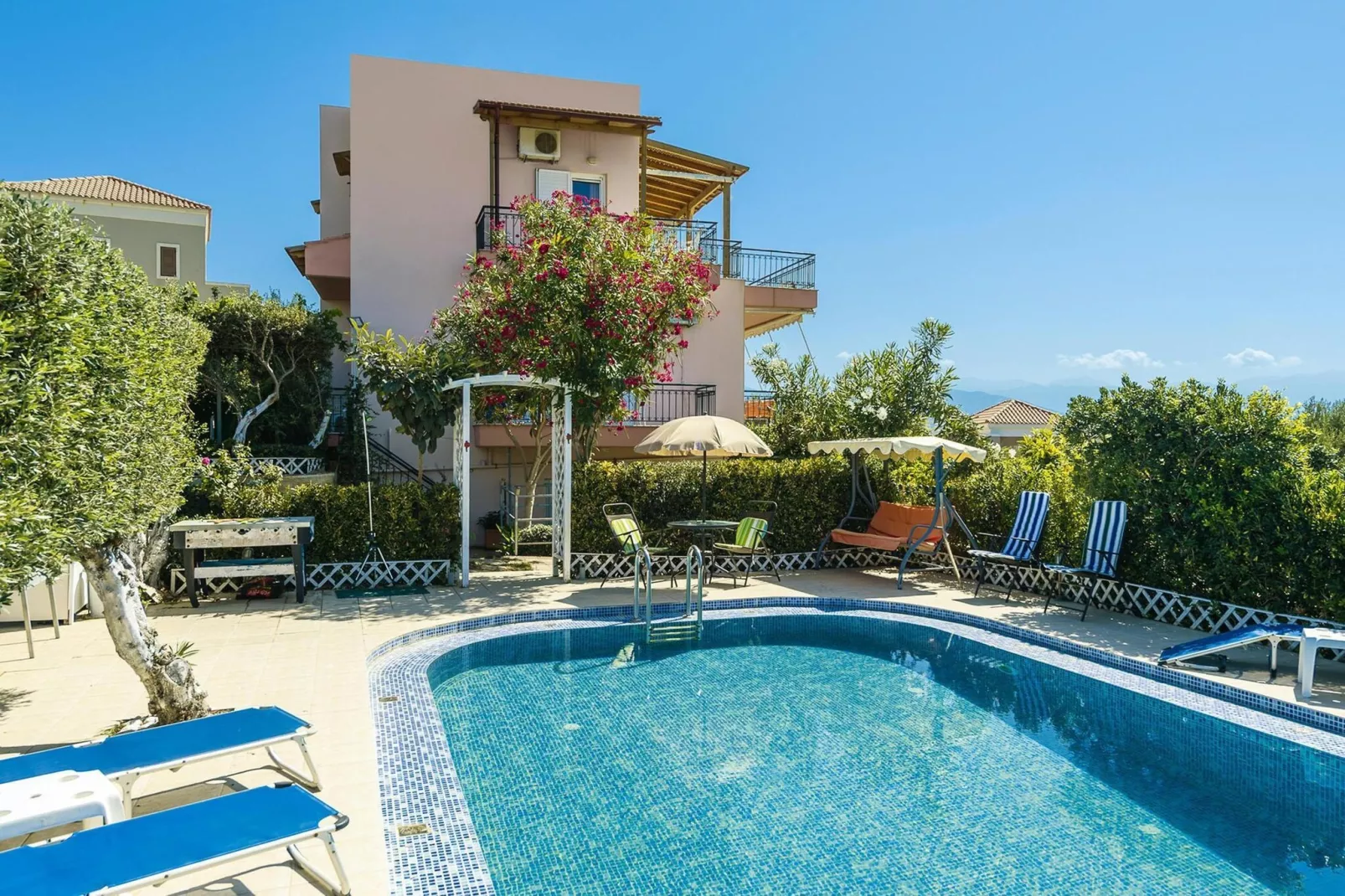 Holiday home, Marathokefala bei Kolimbari-Villa Marilena, ca. 100 qm, 6 pax-Zwembad
