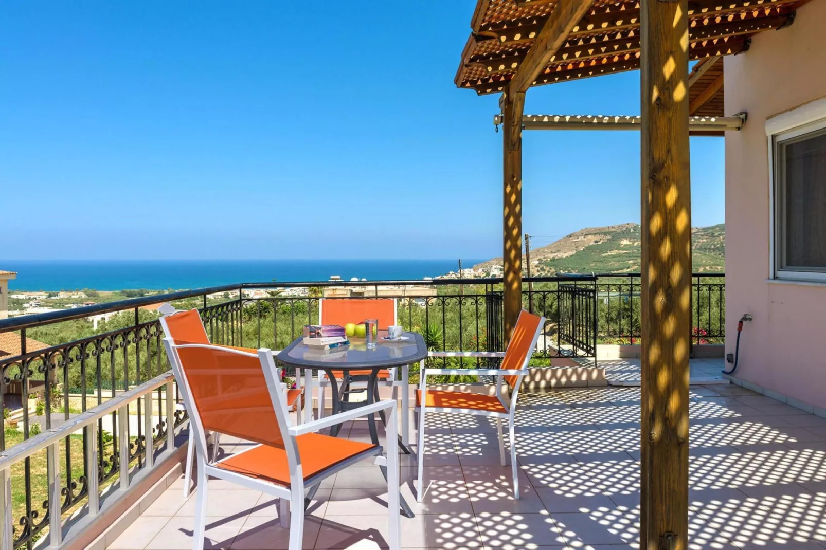 Holiday home, Marathokefala bei Kolimbari-Villa Marilena, ca. 100 qm, 6 pax-Terrasbalkon