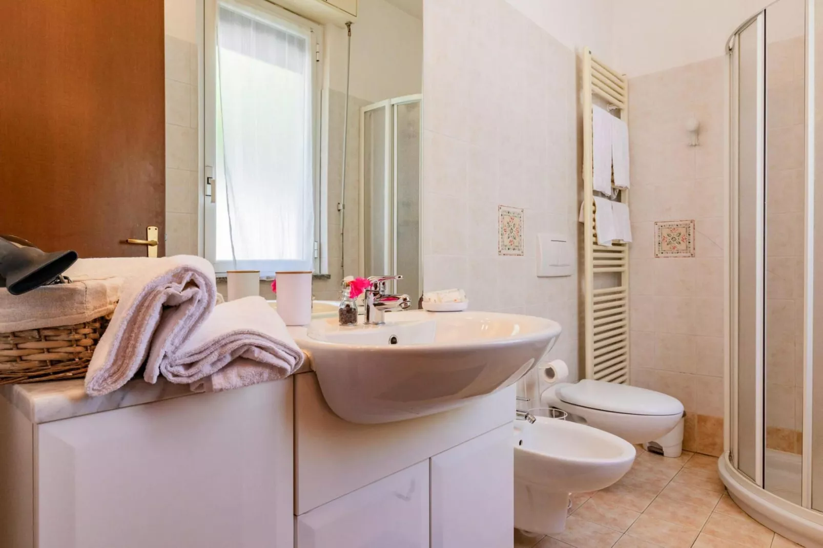 Residence Casa & Vela SRL, Oggebbio-Bilo fino 6-Badkamer