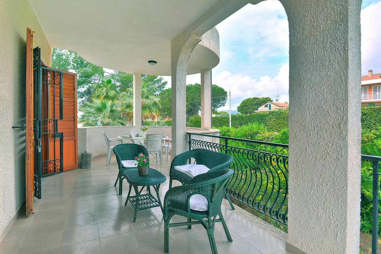 Holiday home, Fontane Bianche-Villa Sara-Terrasbalkon