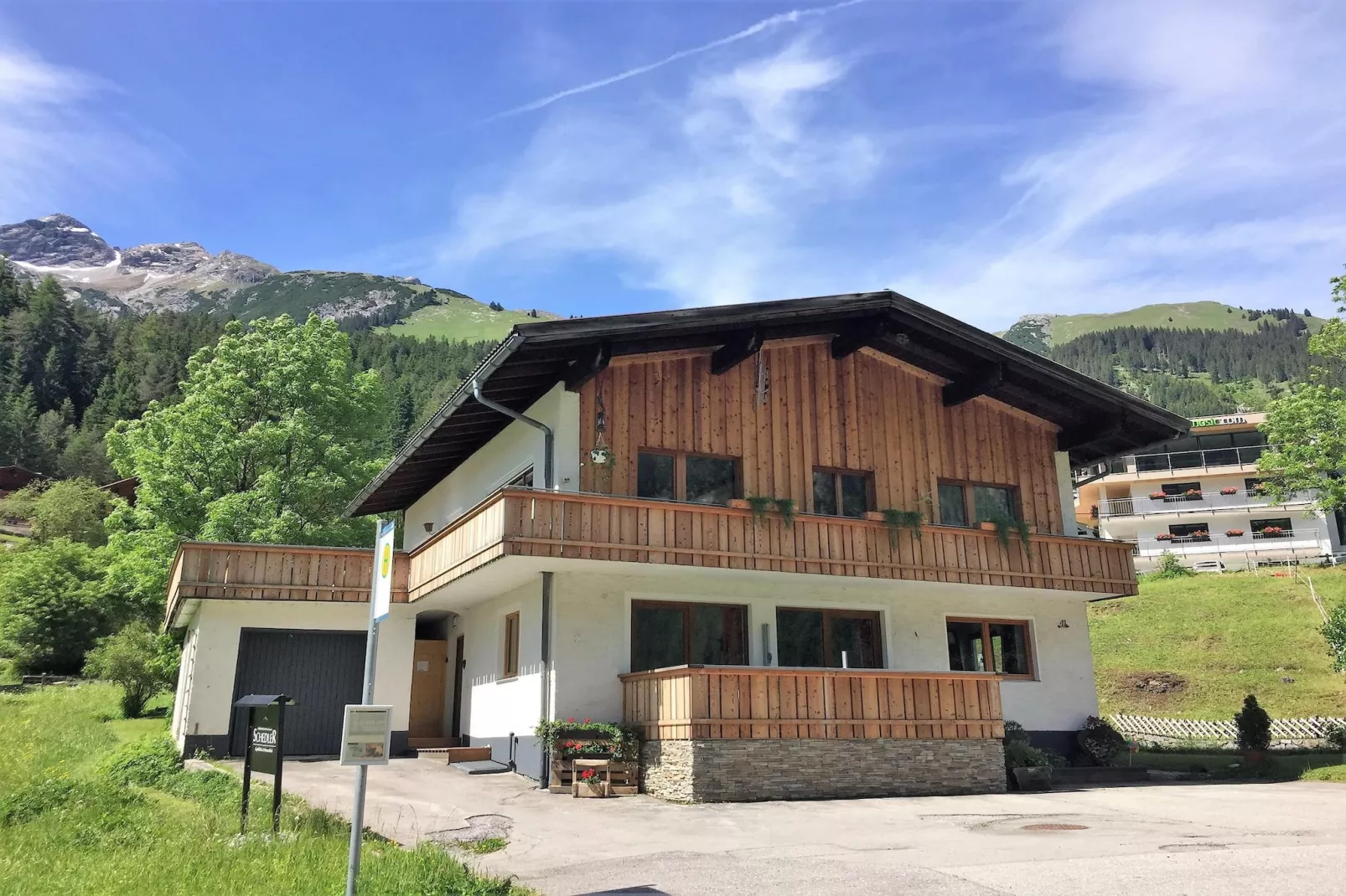 Haus Schedler - Wiesenblick-Buitenkant zomer