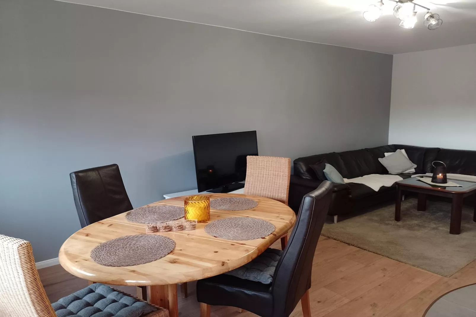 Ferienhaus Panorama in Kopice bei Stepnica-Eetkamer
